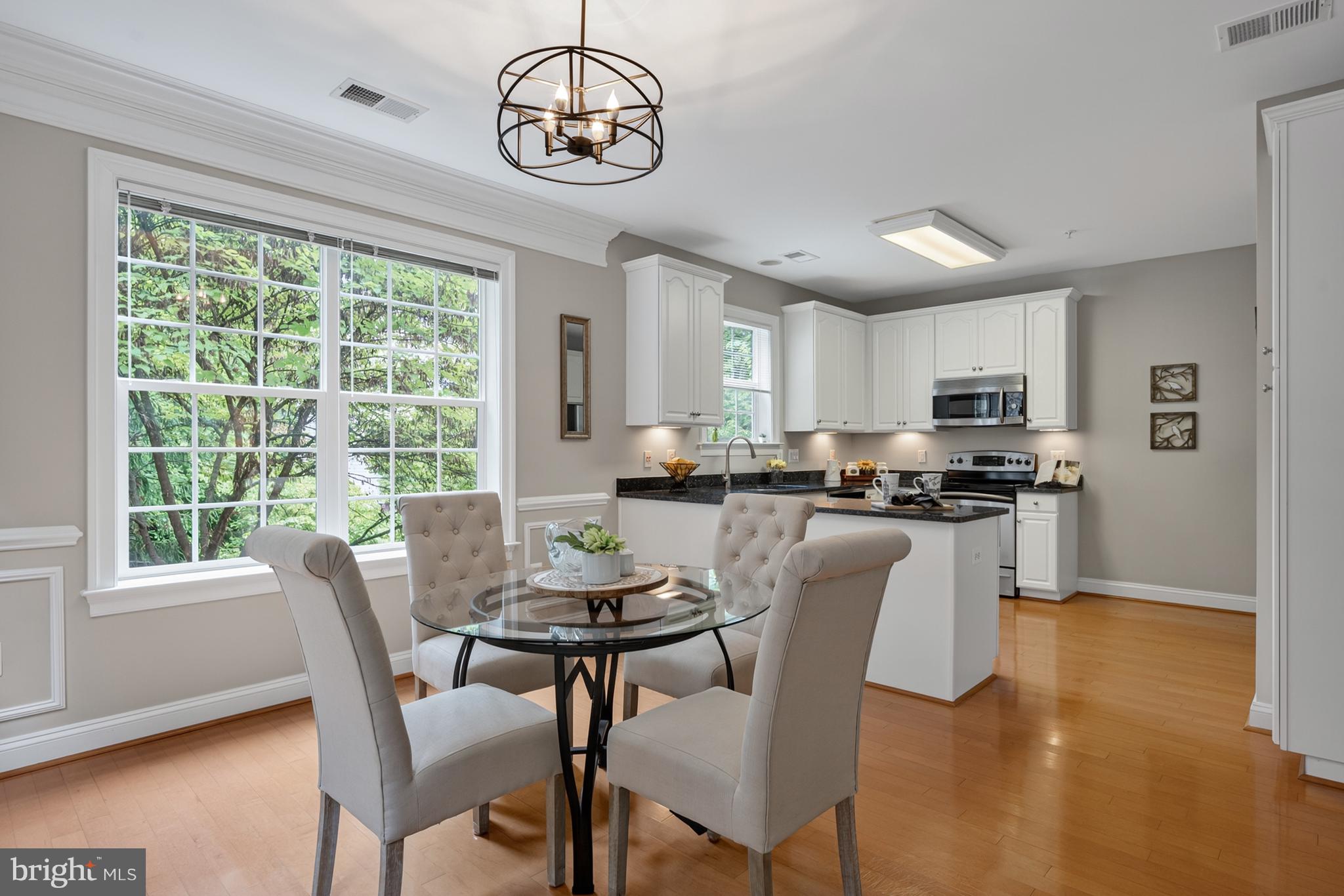 HIDDENBROOK - Residential