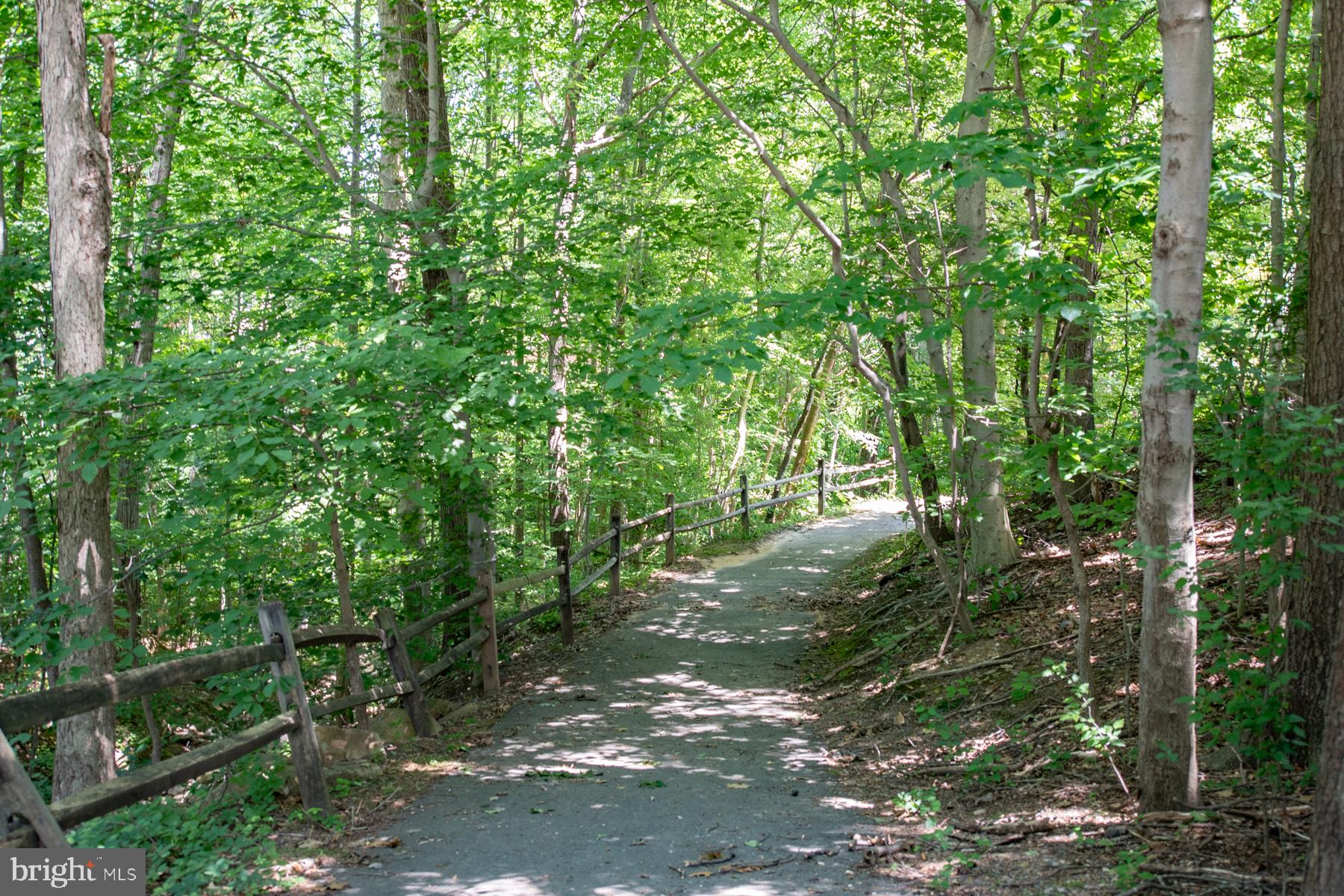 HIDDENBROOK - Residential