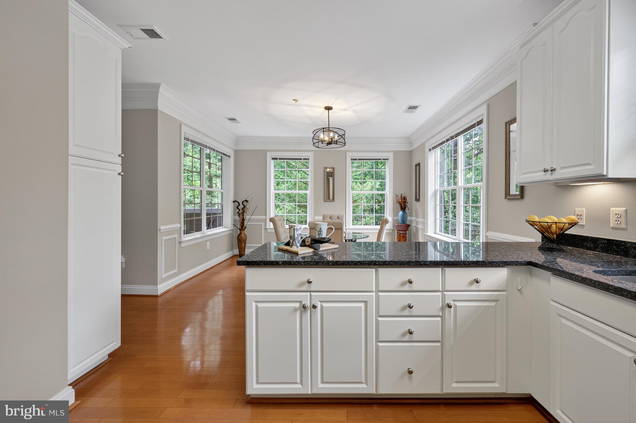 HIDDENBROOK - Residential