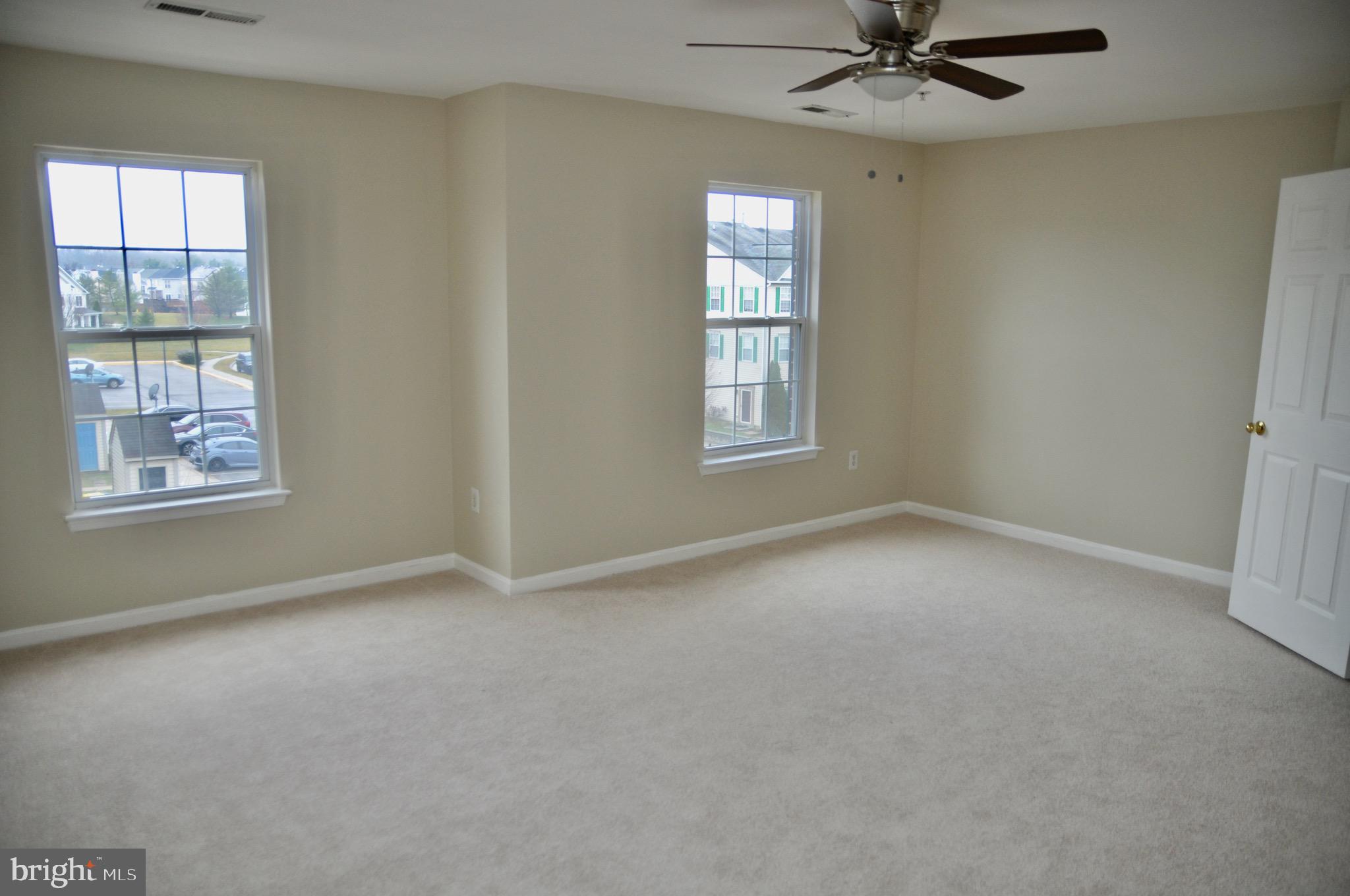 SEVEN OAKS - Residential Lease