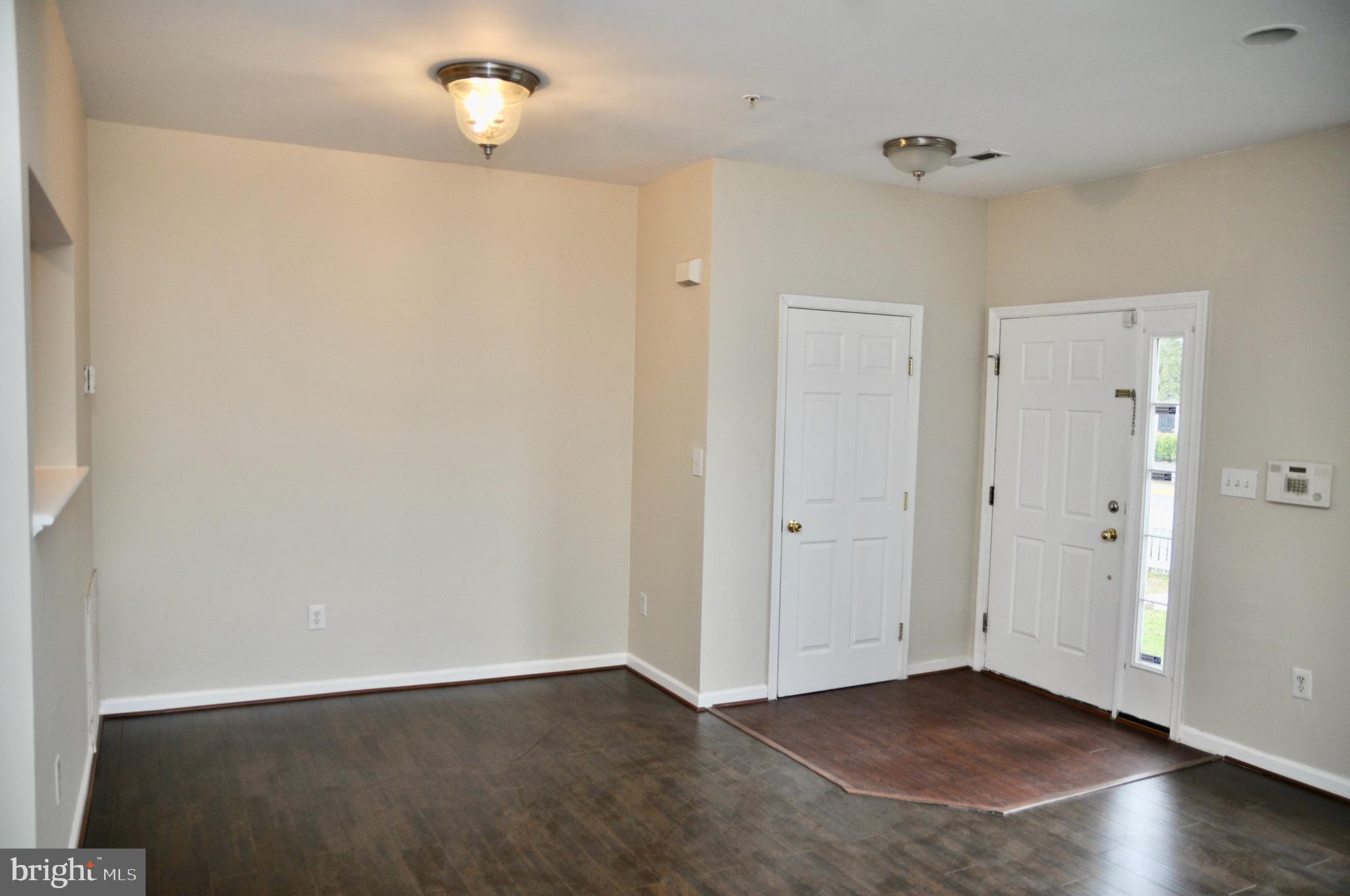 SEVEN OAKS - Residential Lease