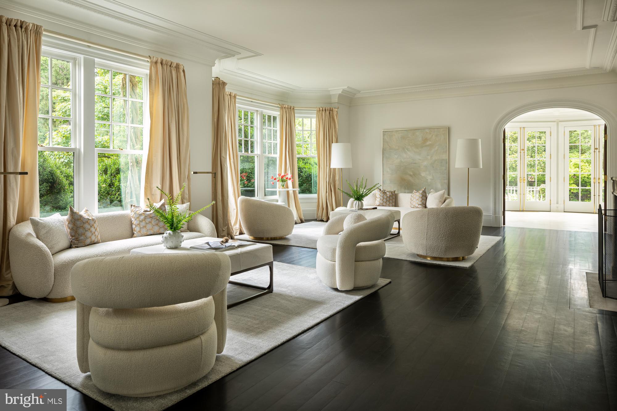 LANGLEY FARMS - Residential