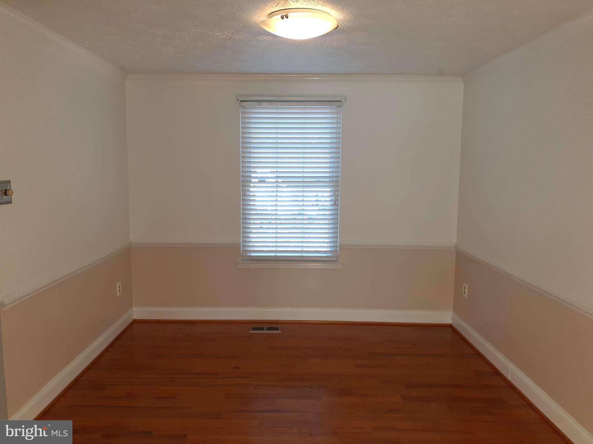 GOLDEN TREE - Residential