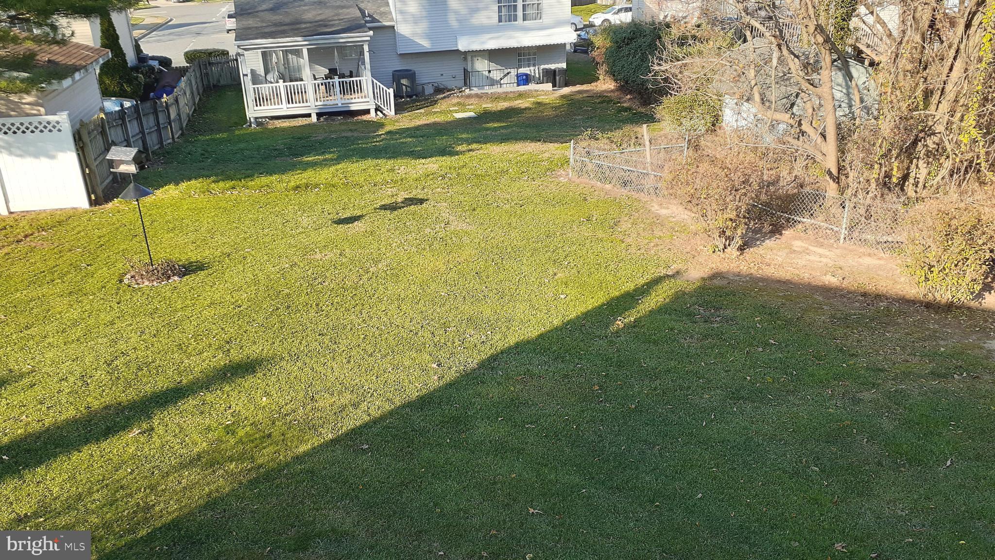 GOLDEN TREE - Residential