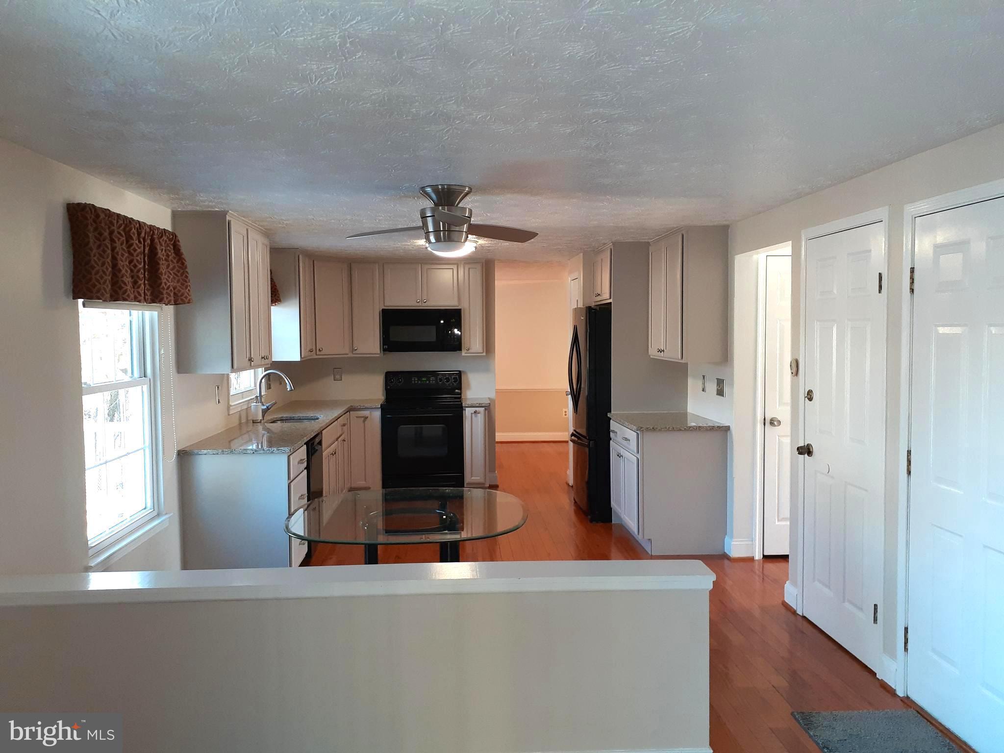 GOLDEN TREE - Residential