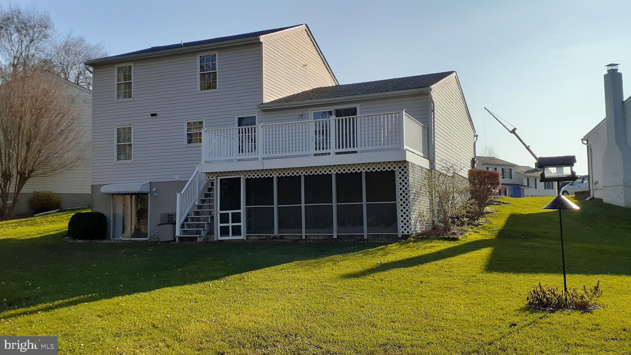 GOLDEN TREE - Residential