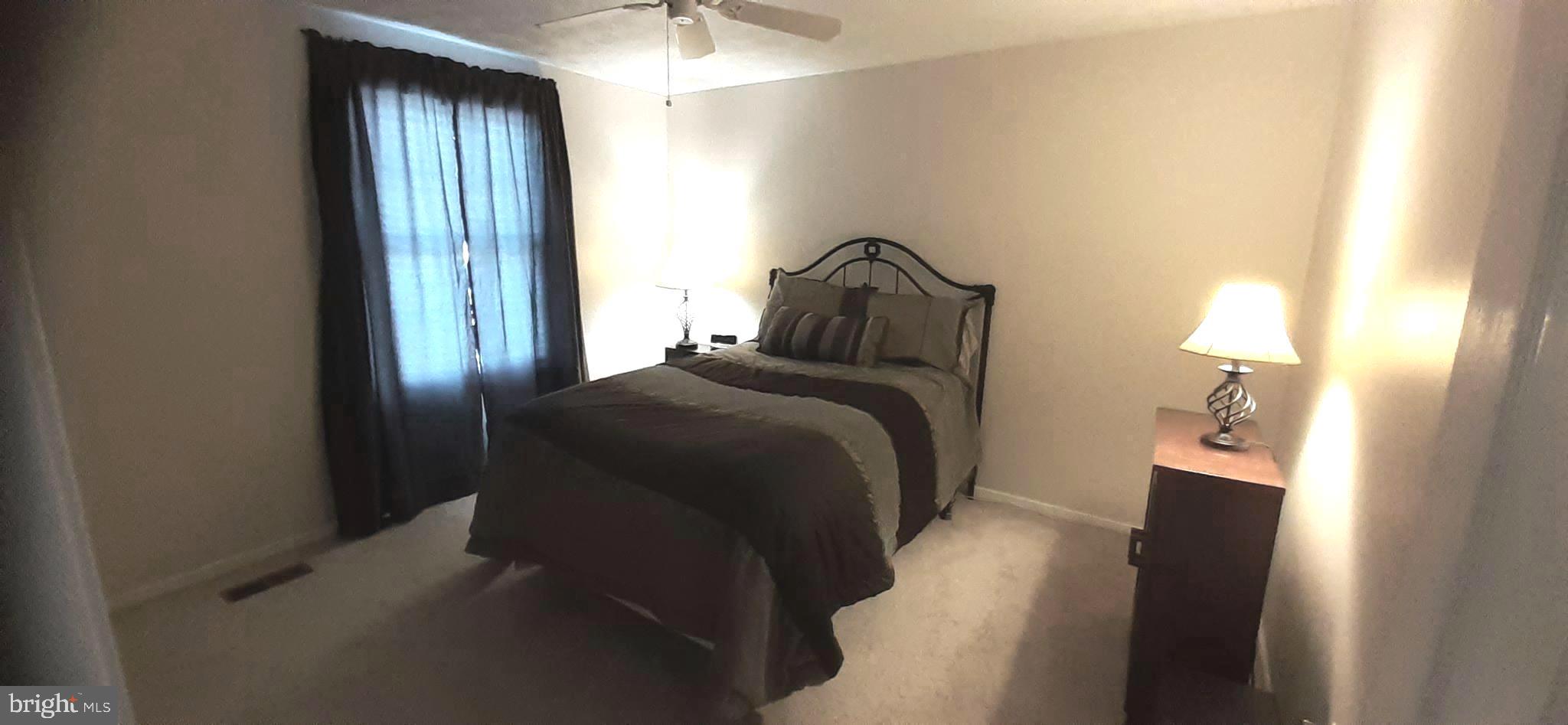 GOLDEN TREE - Residential