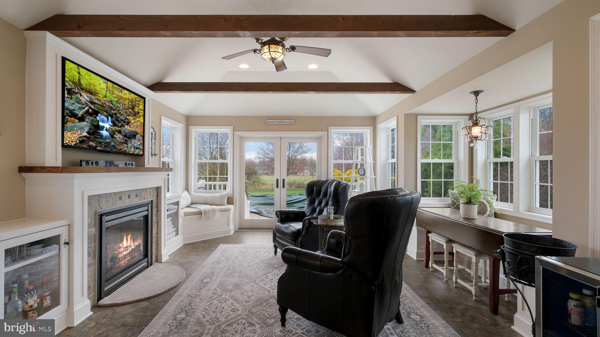 FOX VIEW HUNT - Residential