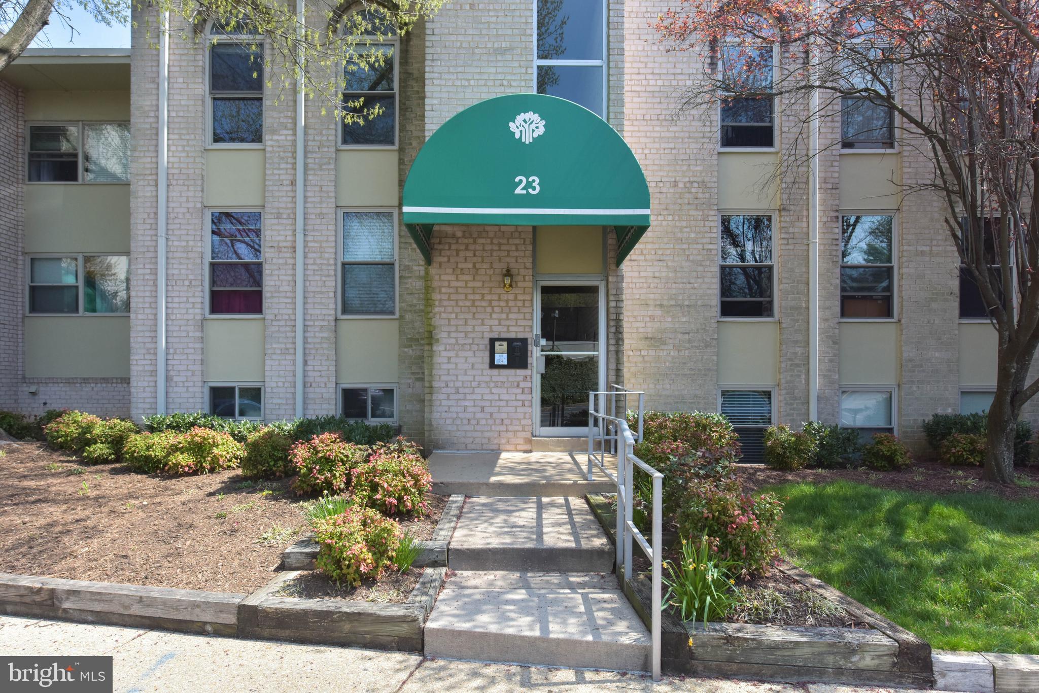 CANTERBURY SQUARE - Residential