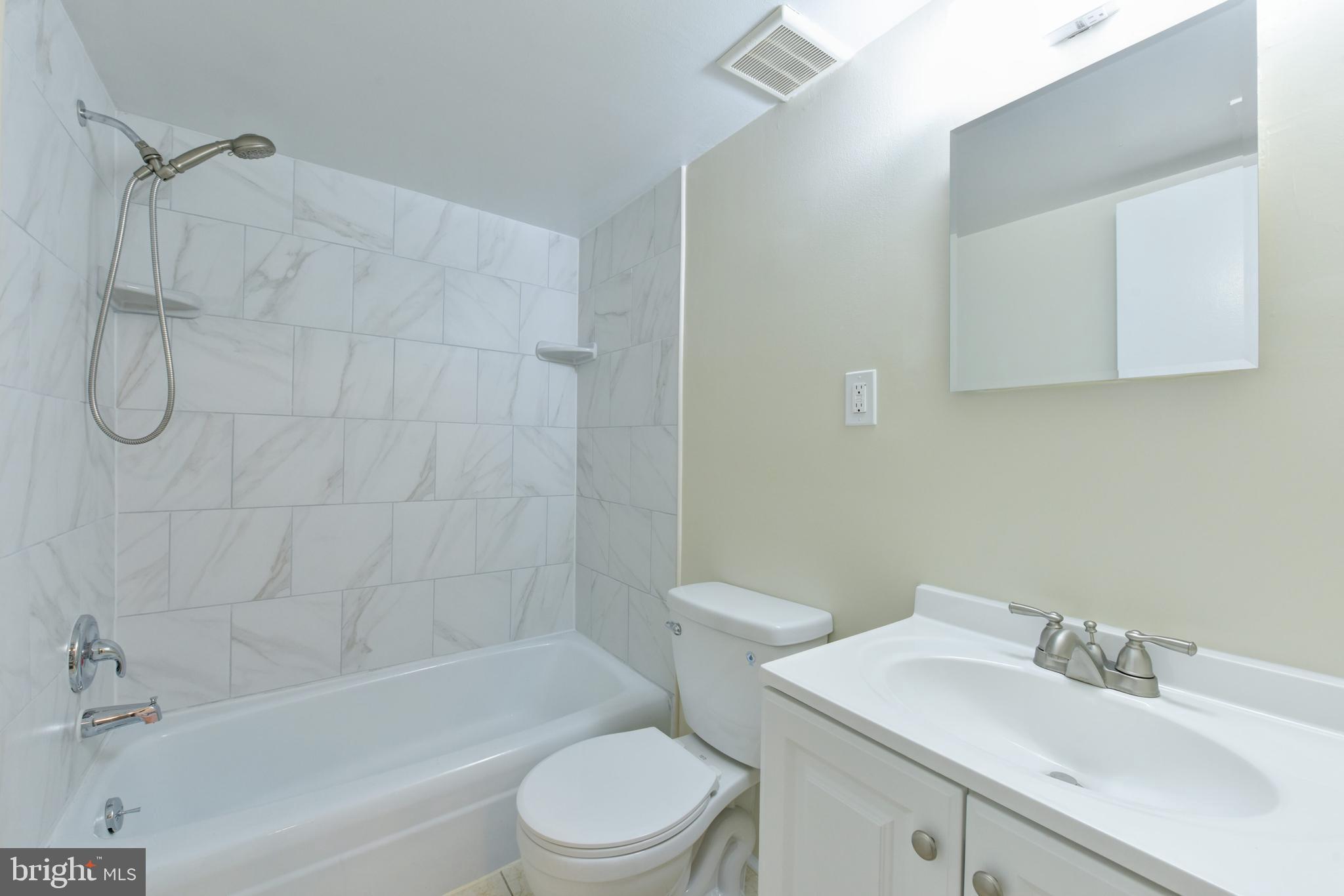 CANTERBURY SQUARE - Residential