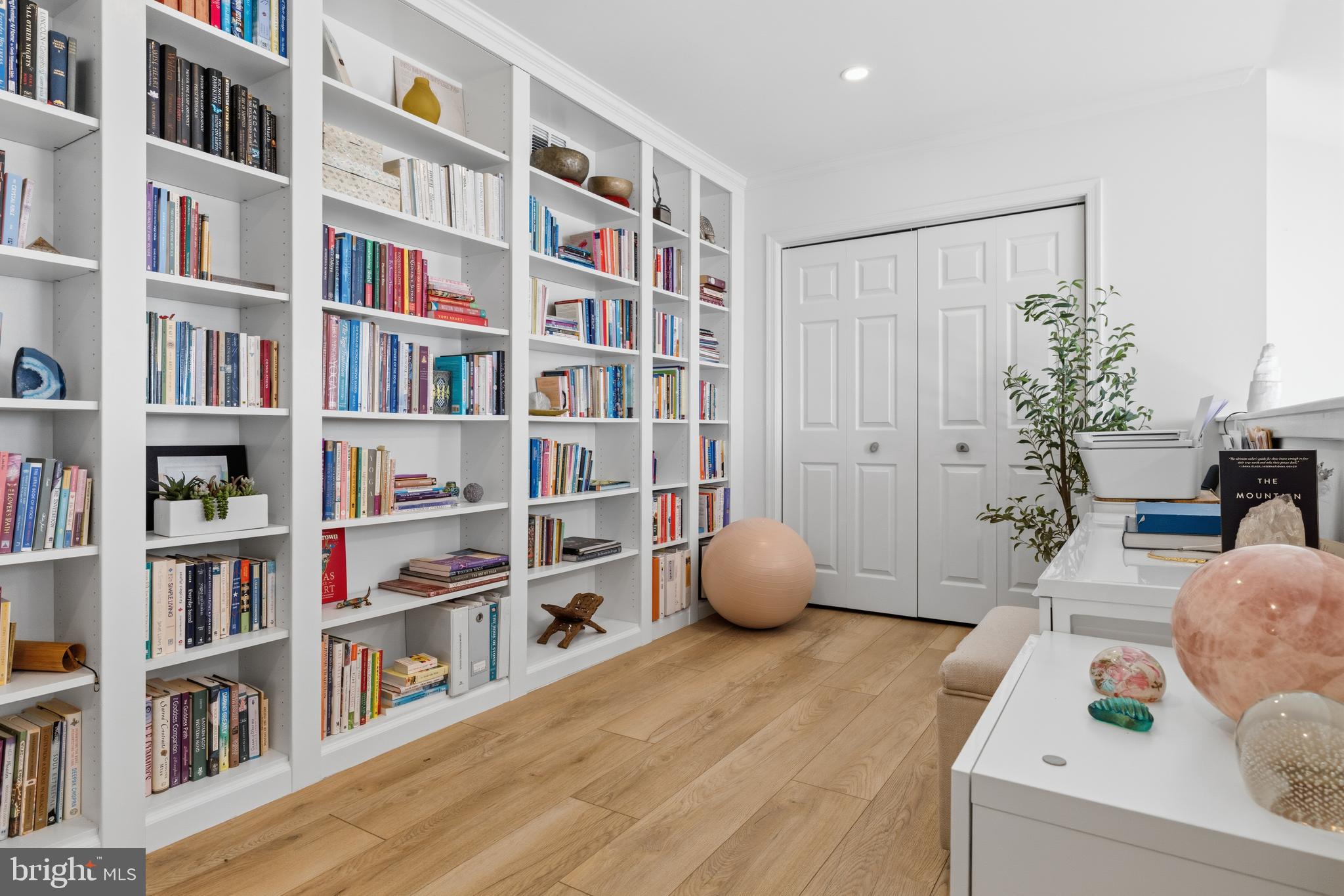 BREYER WOODS - Residential