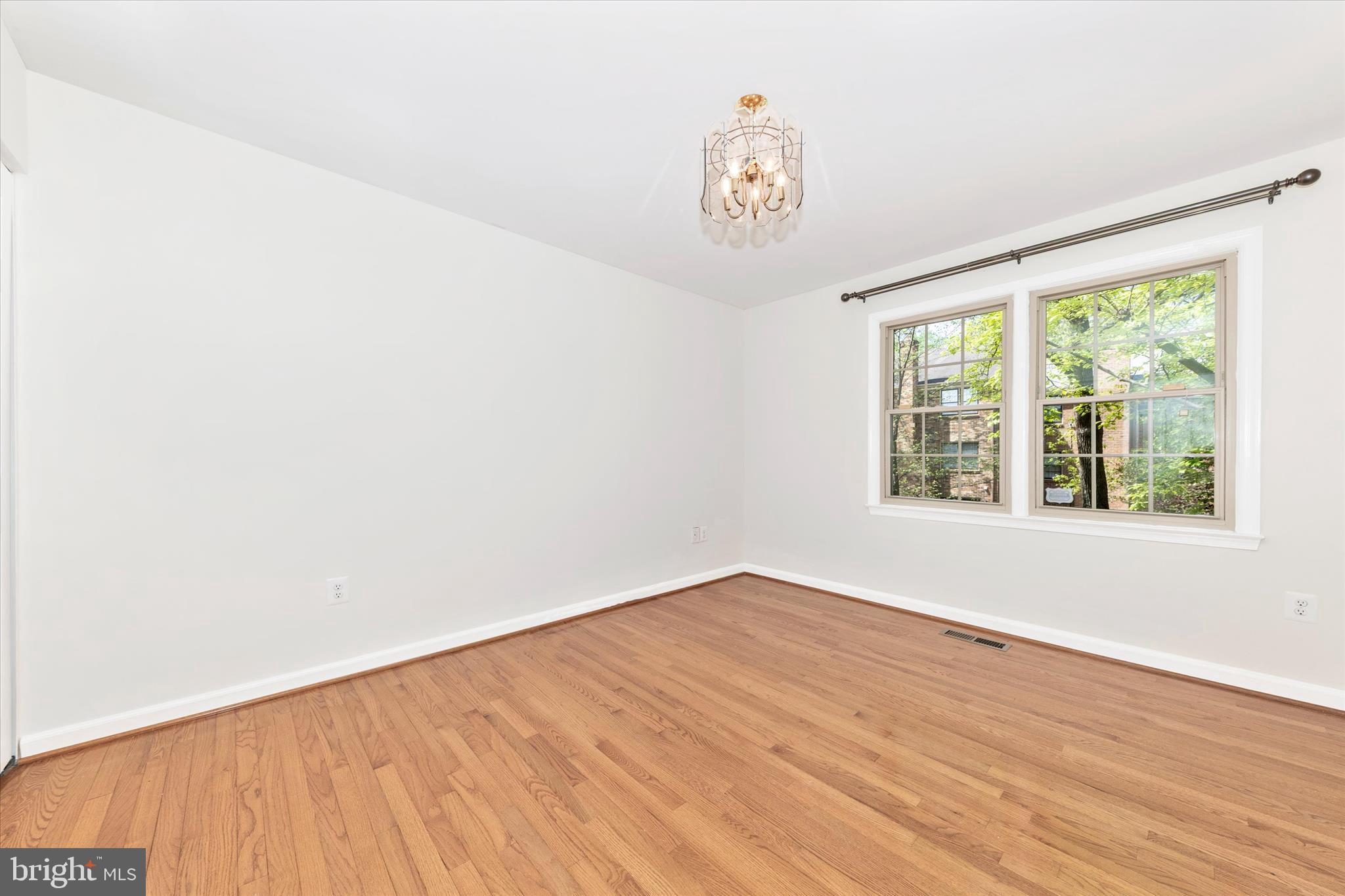 OLD GEORGETOWN VILLAGE - Residential