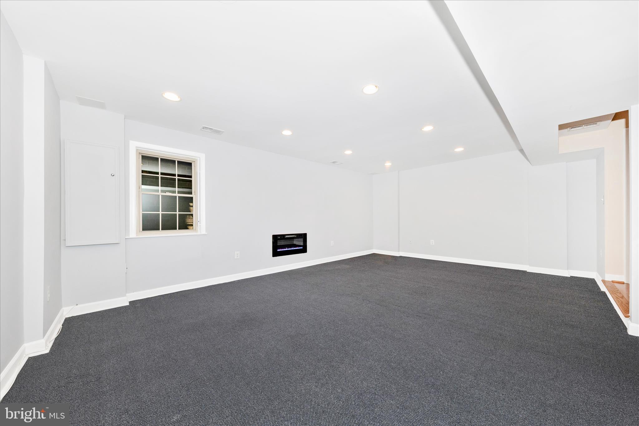 OLD GEORGETOWN VILLAGE - Residential