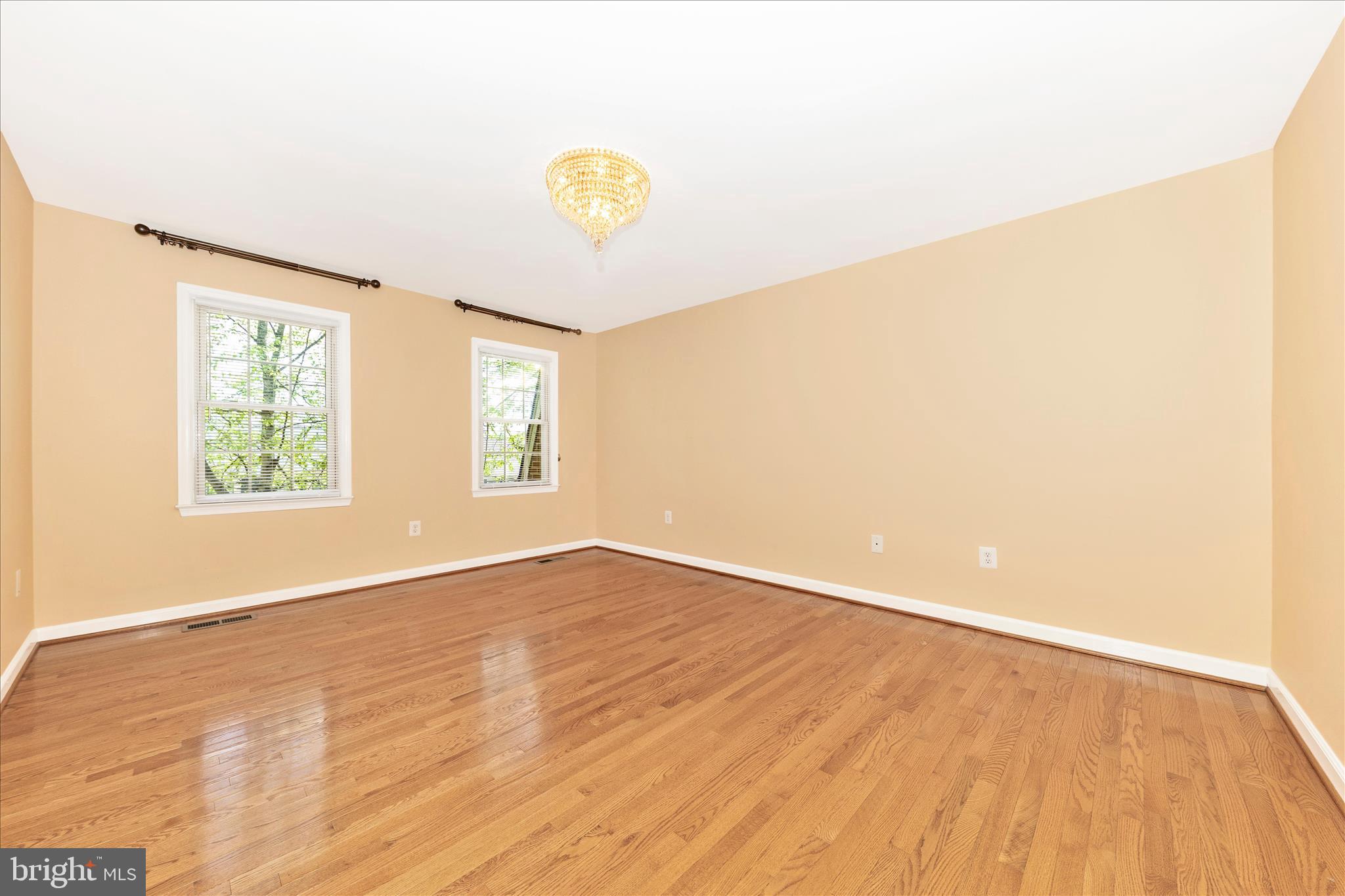 OLD GEORGETOWN VILLAGE - Residential