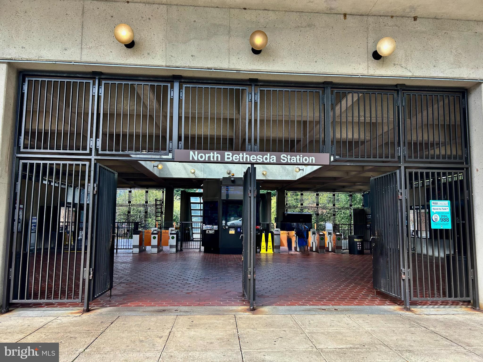 OLD GEORGETOWN VILLAGE - Residential