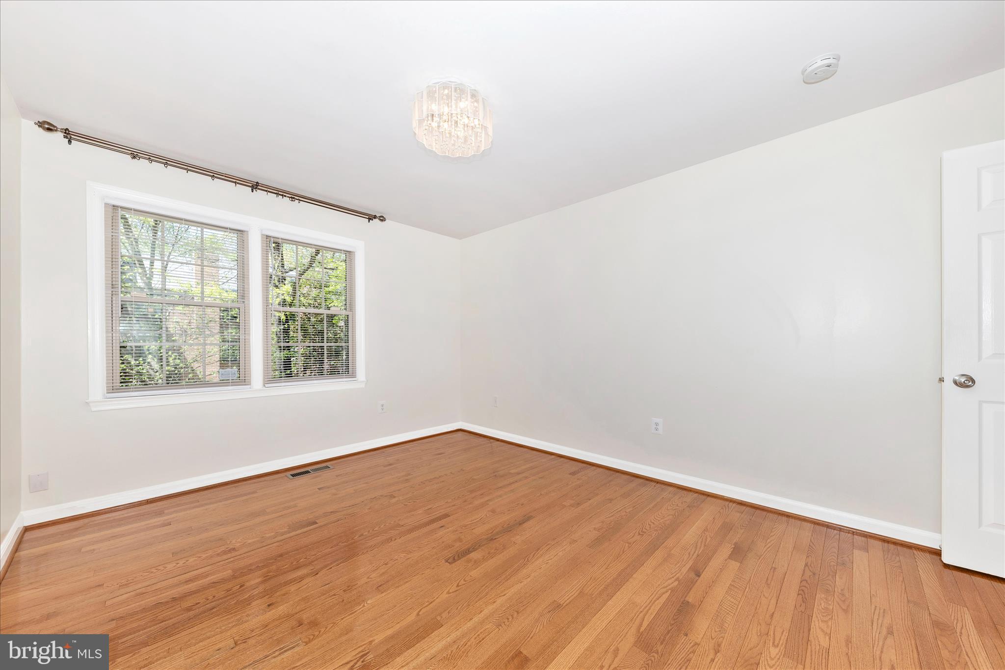 OLD GEORGETOWN VILLAGE - Residential