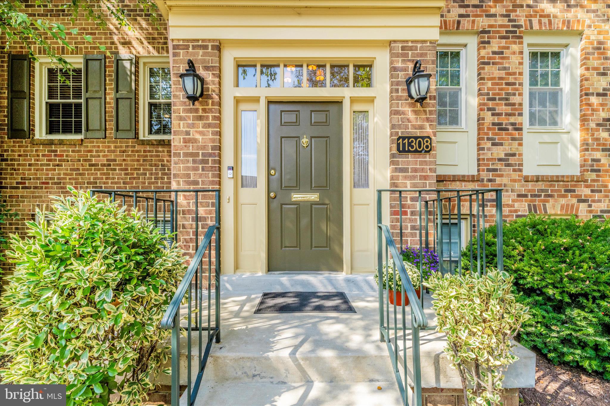 OLD GEORGETOWN VILLAGE - Residential