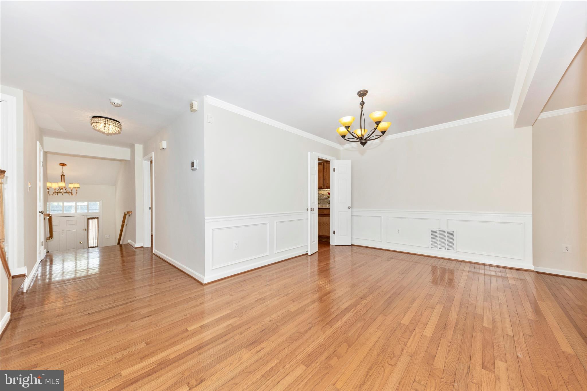 OLD GEORGETOWN VILLAGE - Residential