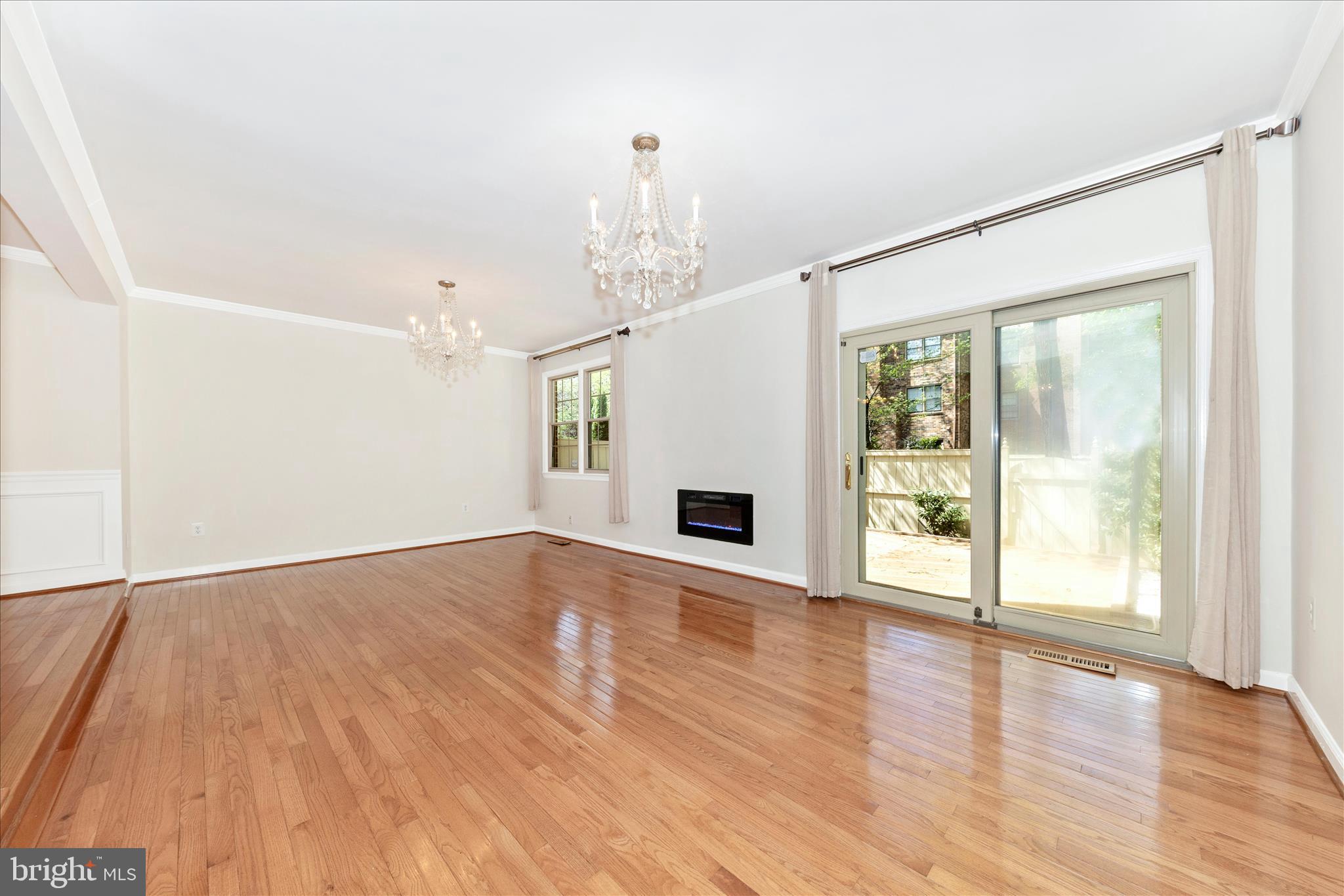 OLD GEORGETOWN VILLAGE - Residential