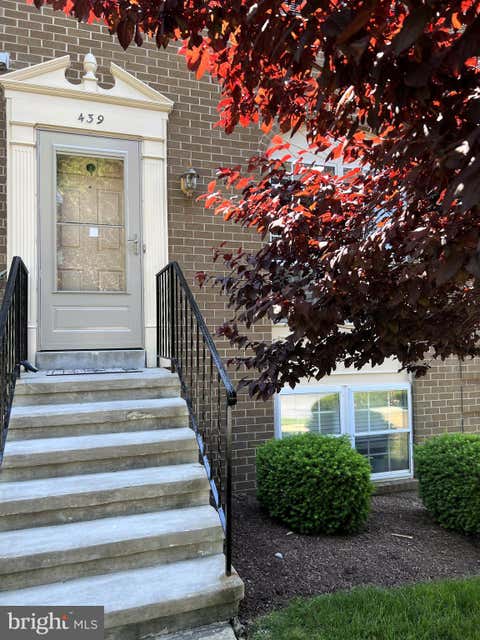 Townhouse For Rent - 439 Terry Court #B4<br/> FREDERICK, MD 21701