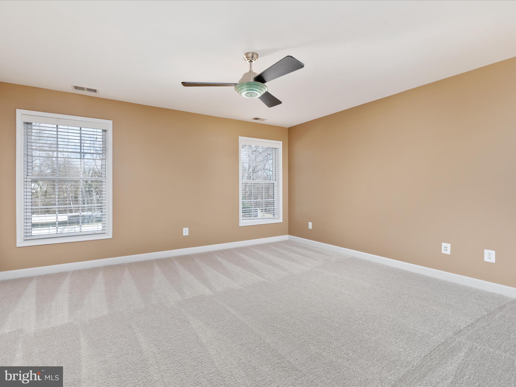 FAIRFAX ACRES - Residential