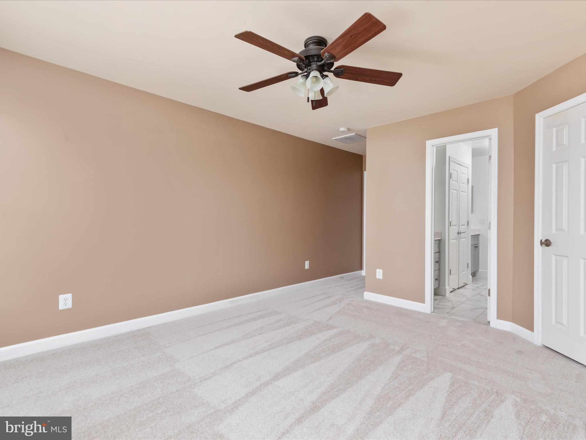 FAIRFAX ACRES - Residential