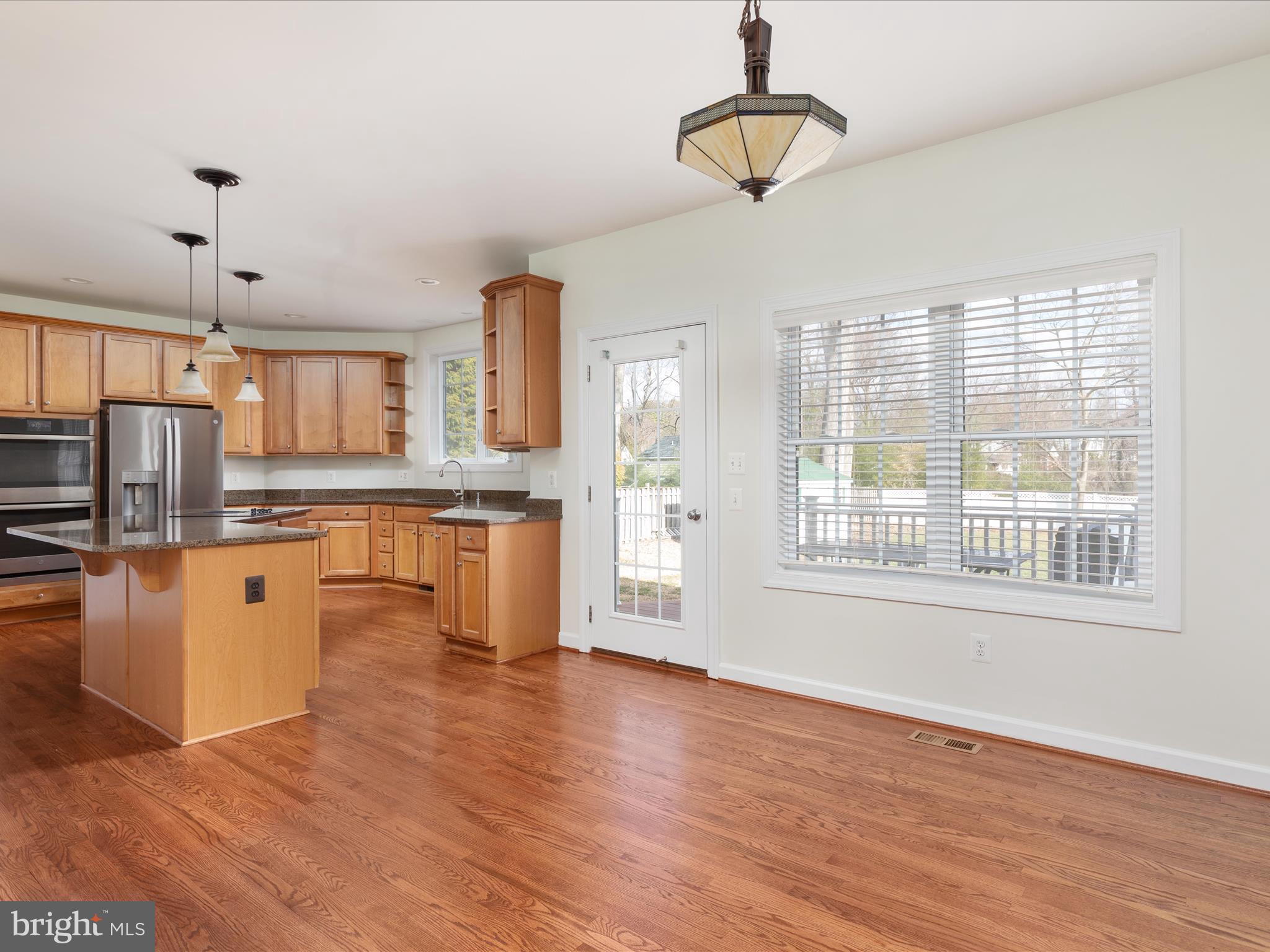 FAIRFAX ACRES - Residential