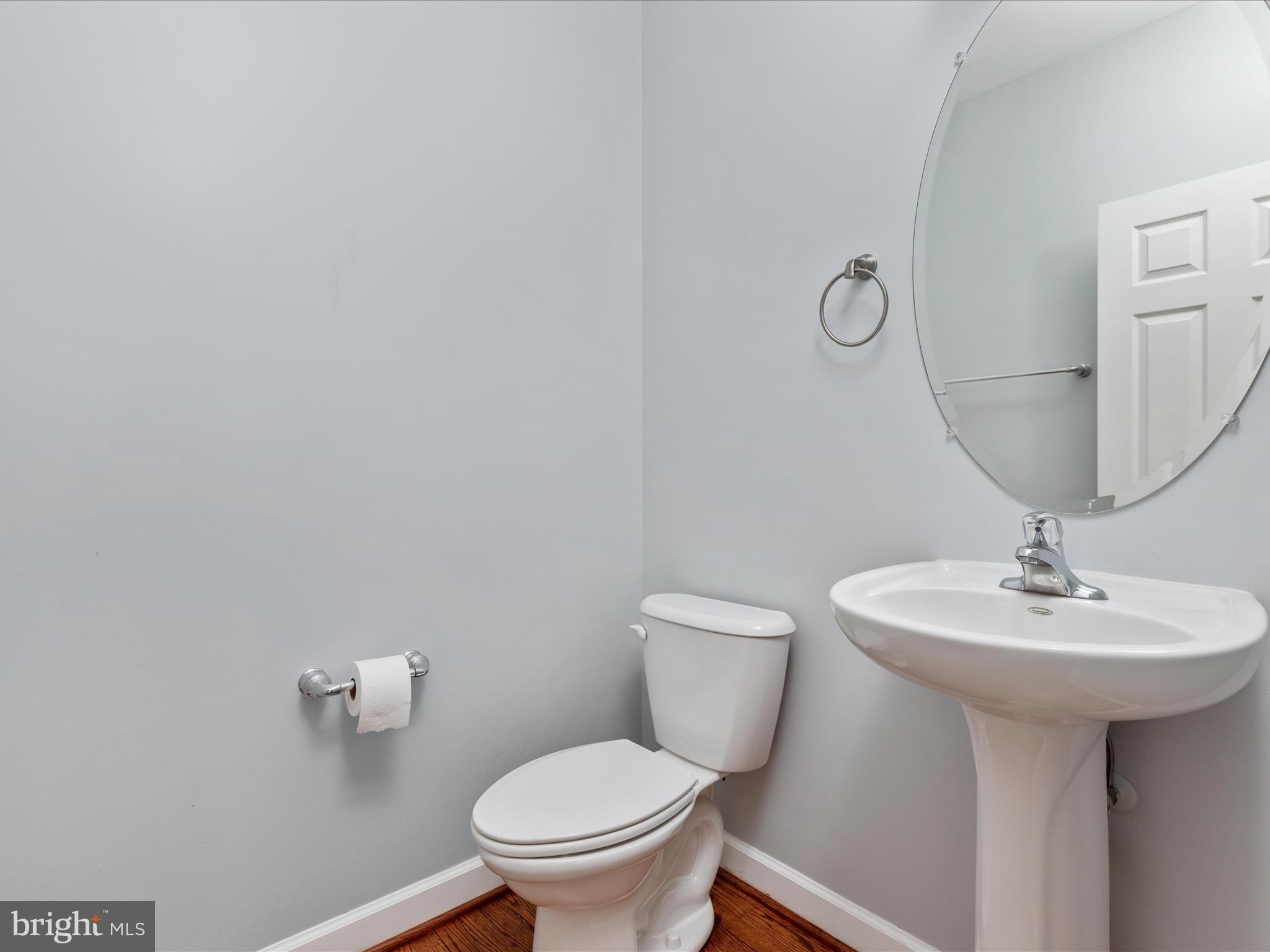 FAIRFAX ACRES - Residential