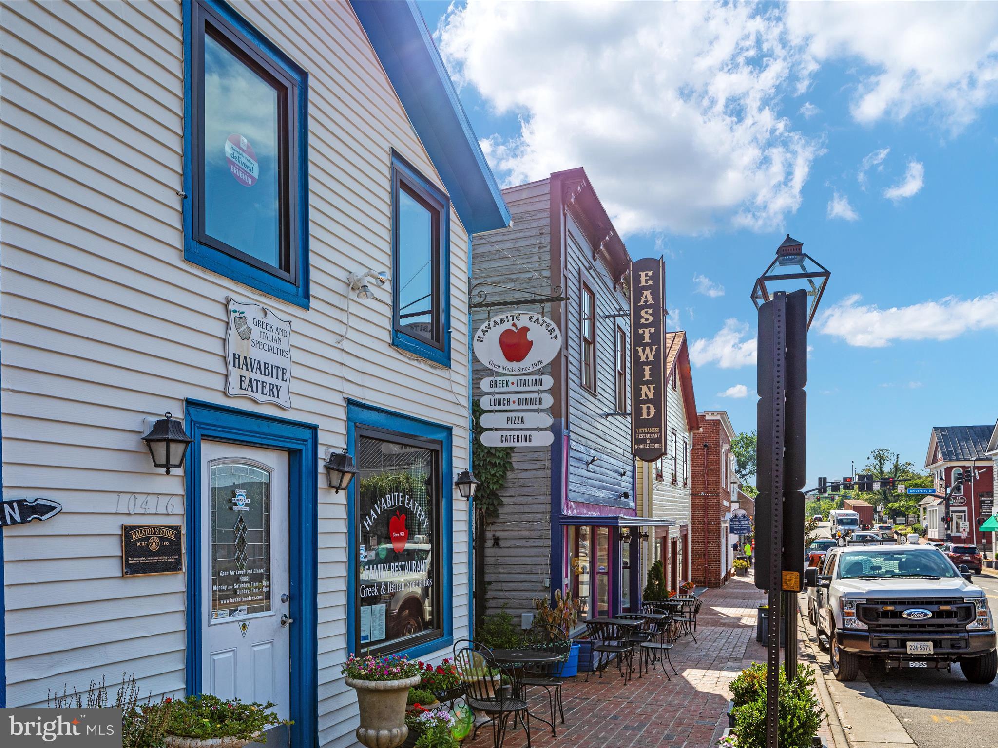 FAIRFAX ACRES - Residential