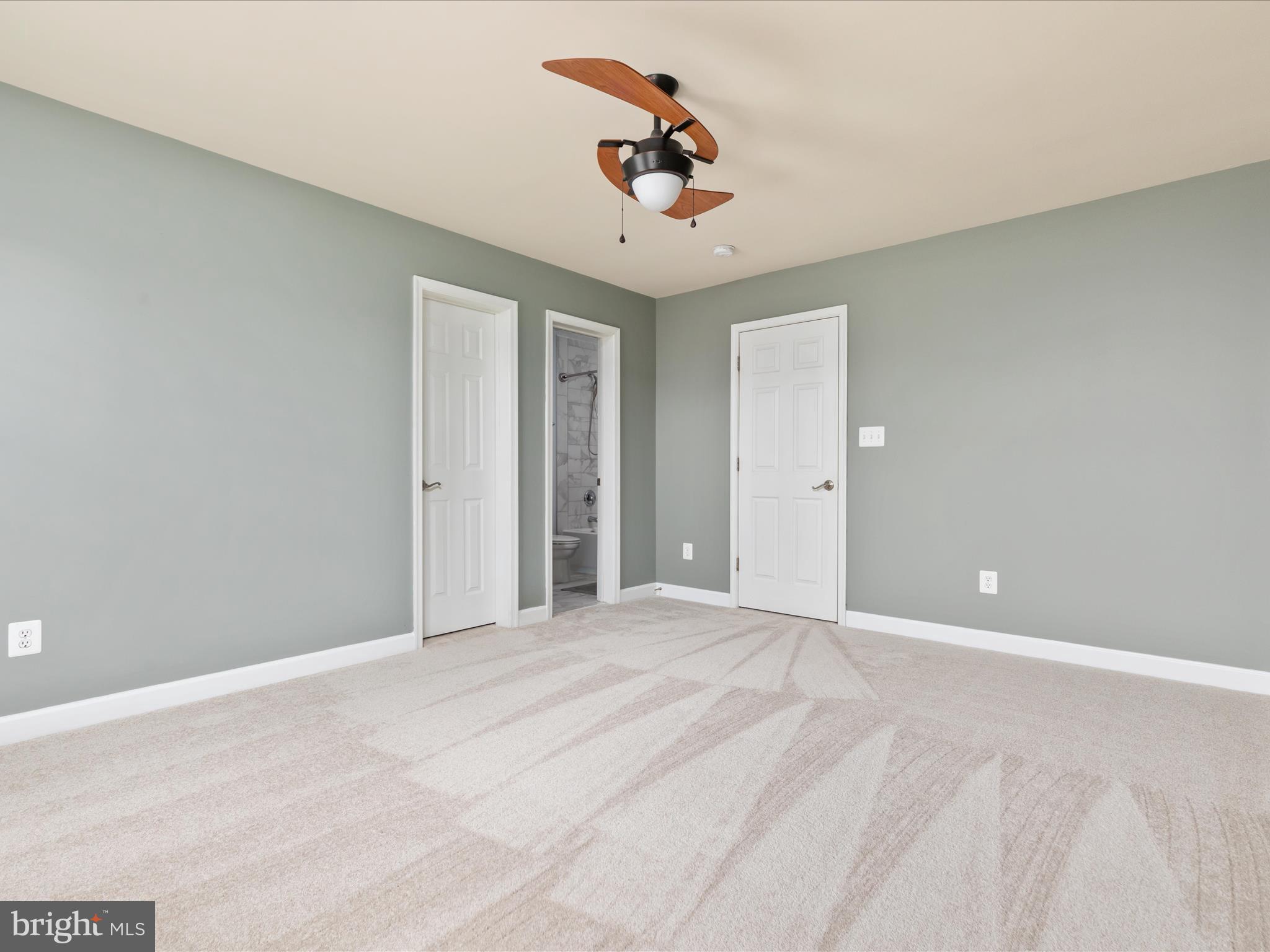 FAIRFAX ACRES - Residential