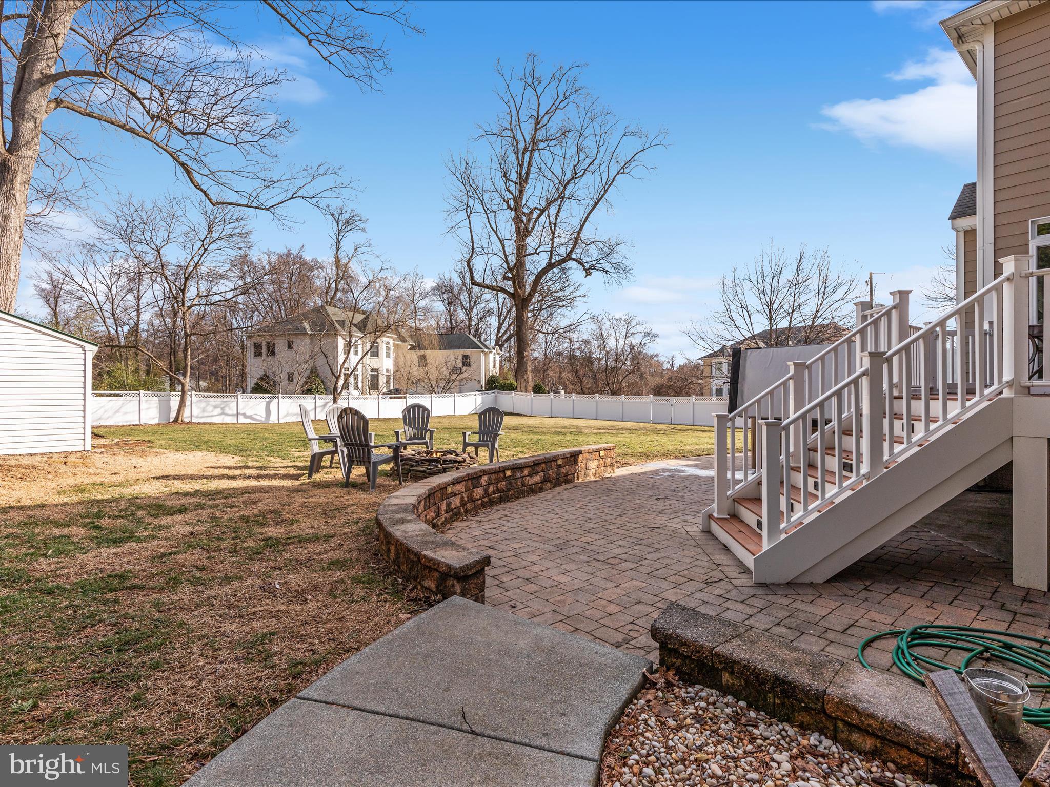 FAIRFAX ACRES - Residential