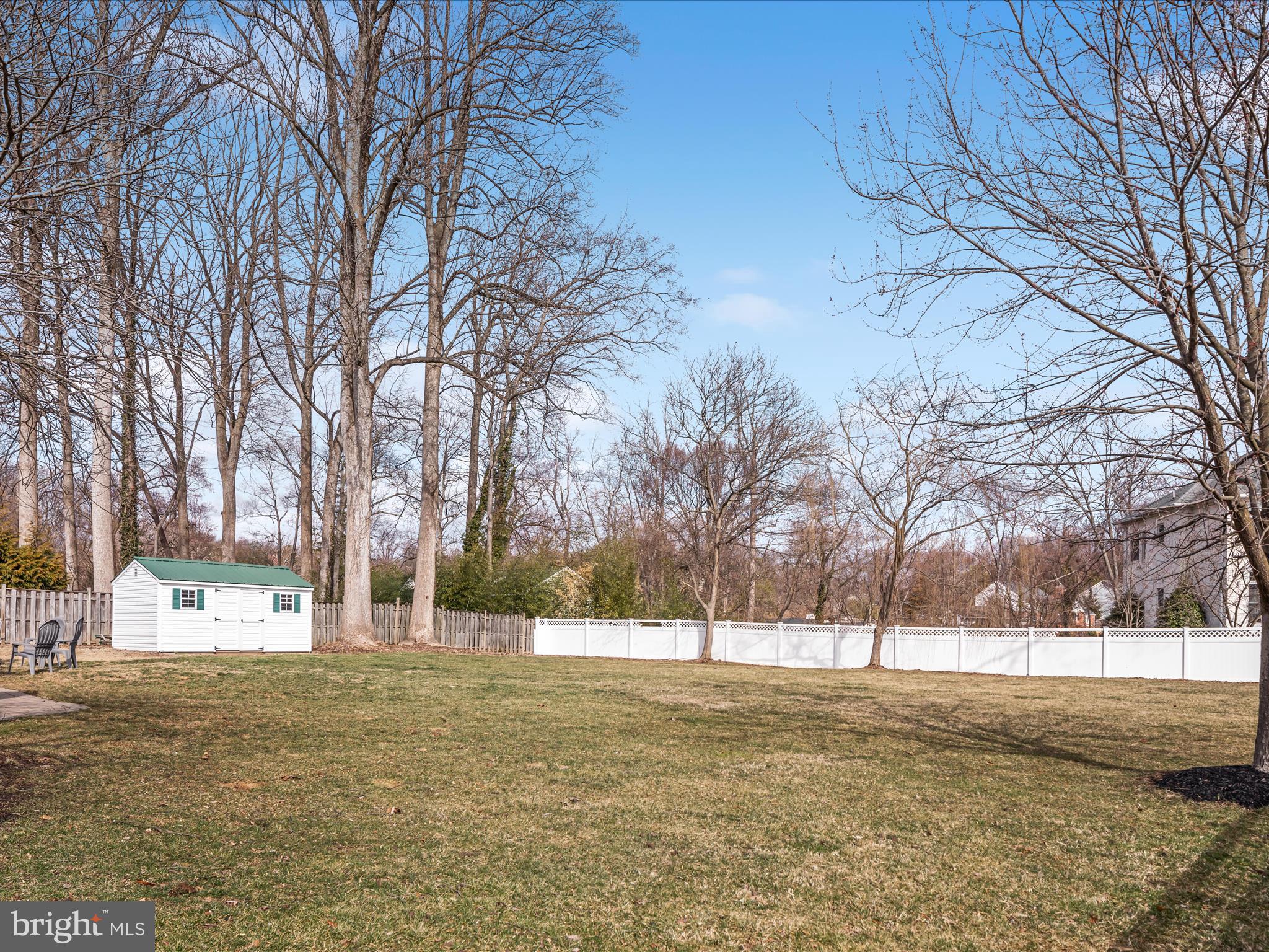 FAIRFAX ACRES - Residential