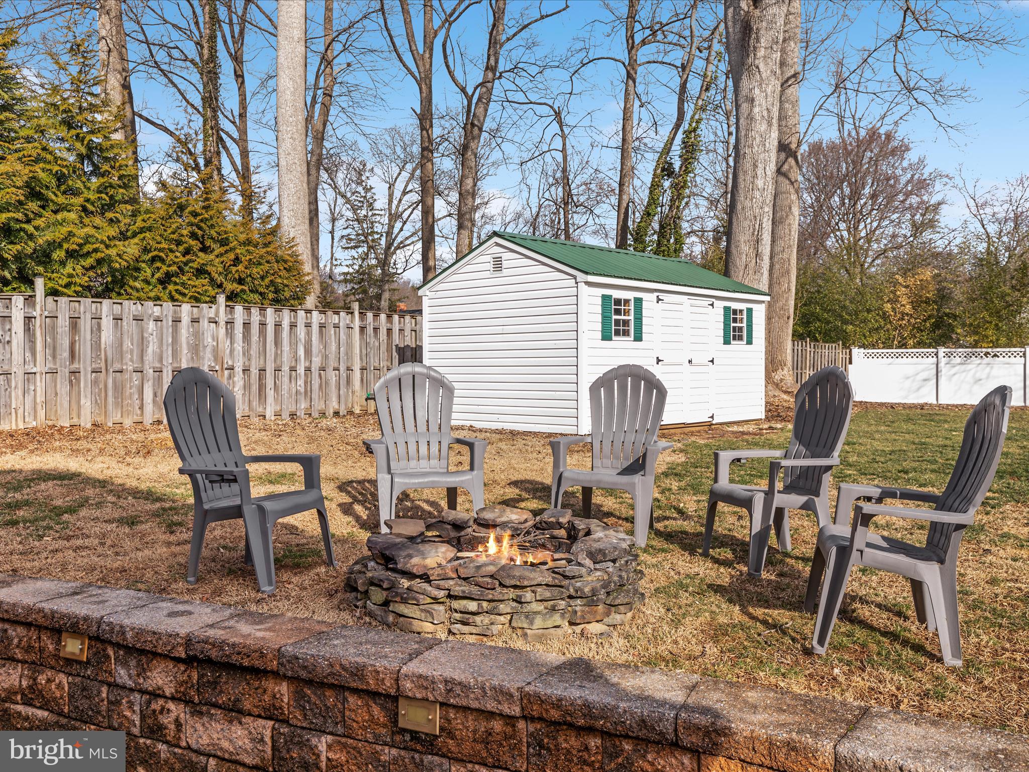 FAIRFAX ACRES - Residential