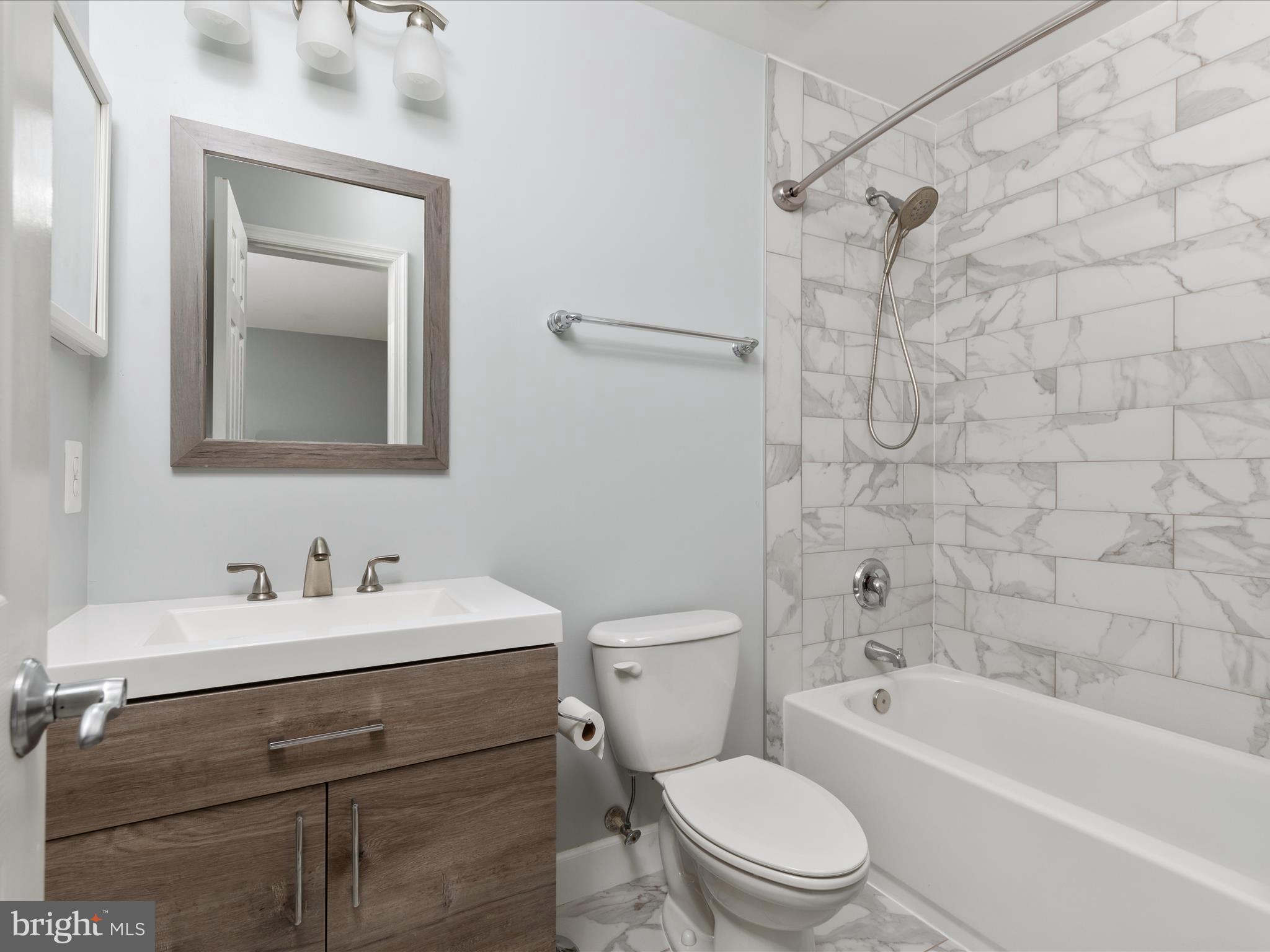 FAIRFAX ACRES - Residential