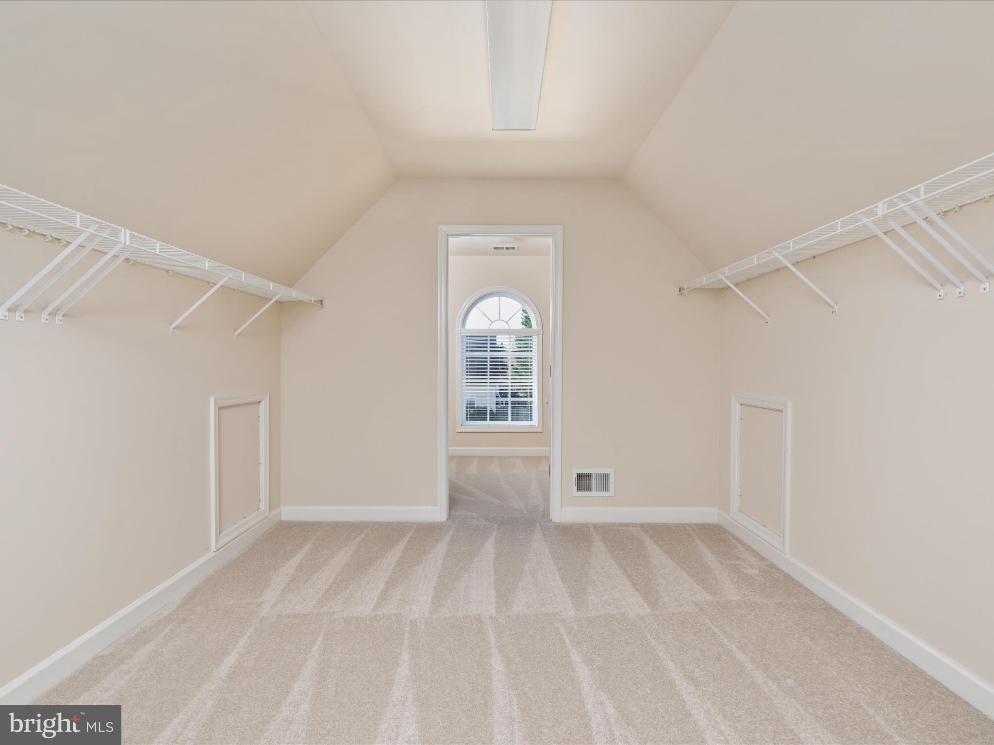 FAIRFAX ACRES - Residential