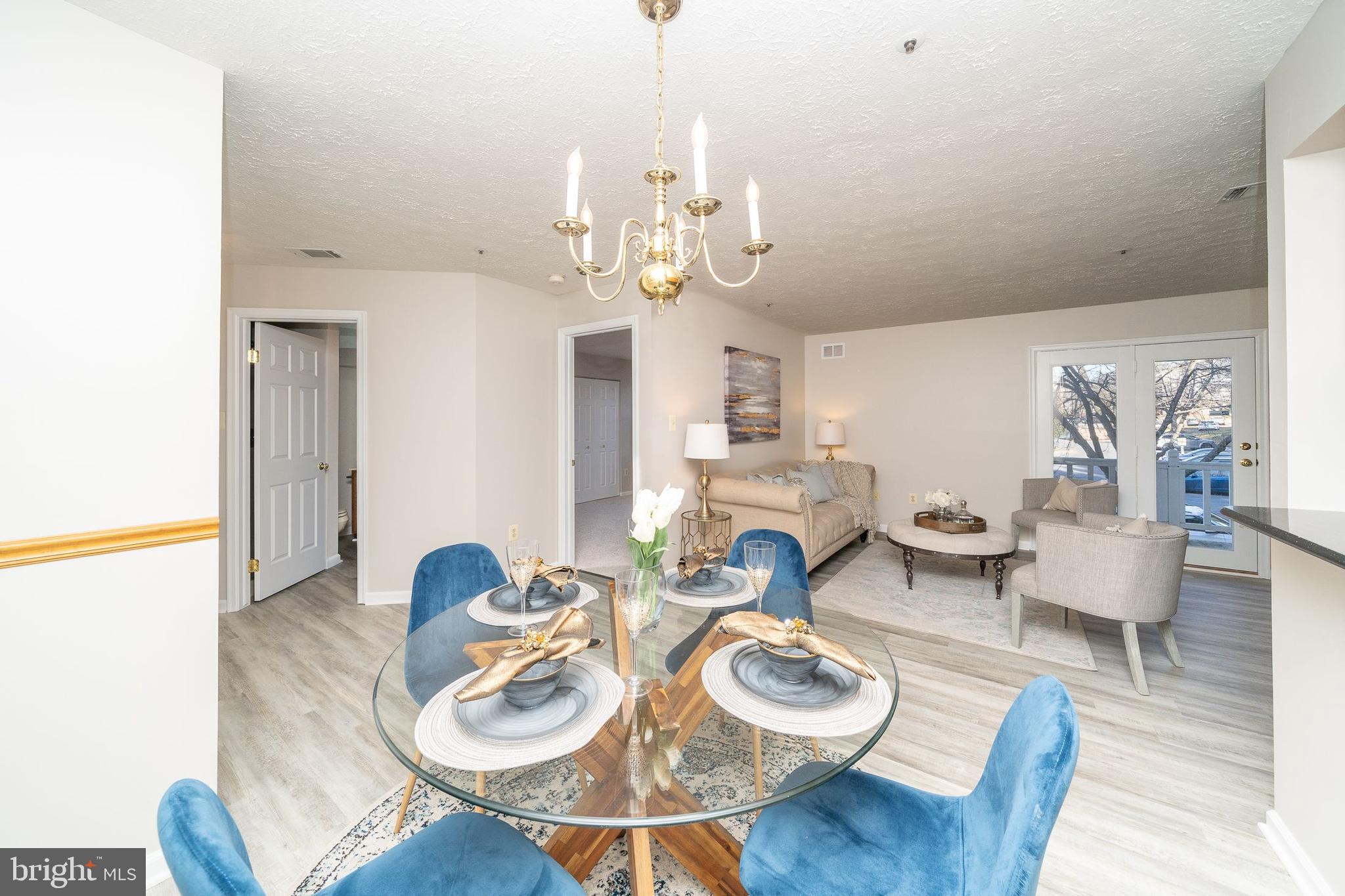 WATERS EDGE AT NORTH LAKE - Residential