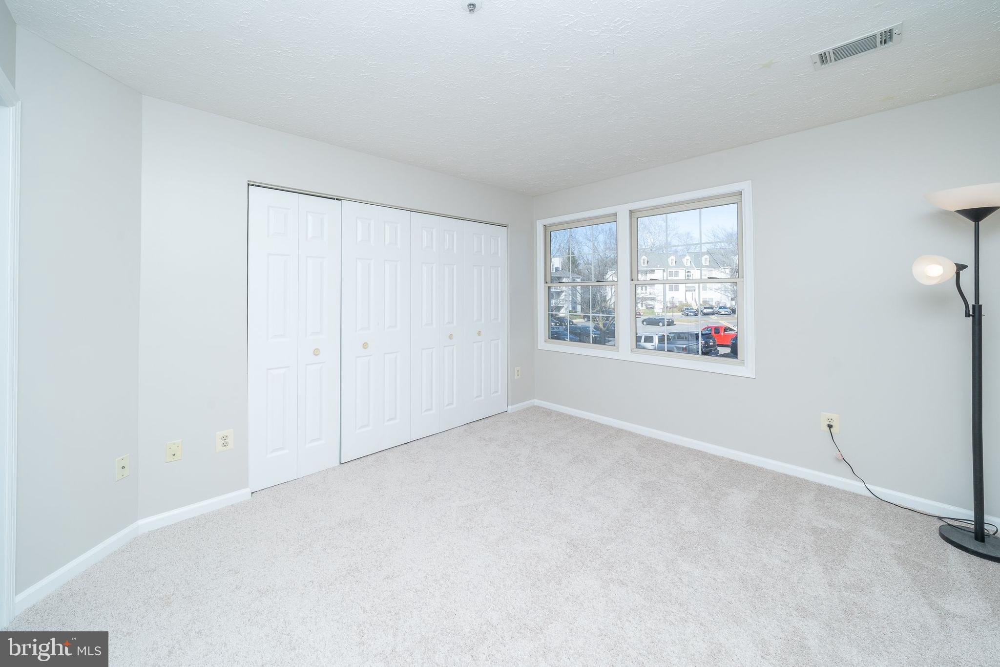 WATERS EDGE AT NORTH LAKE - Residential