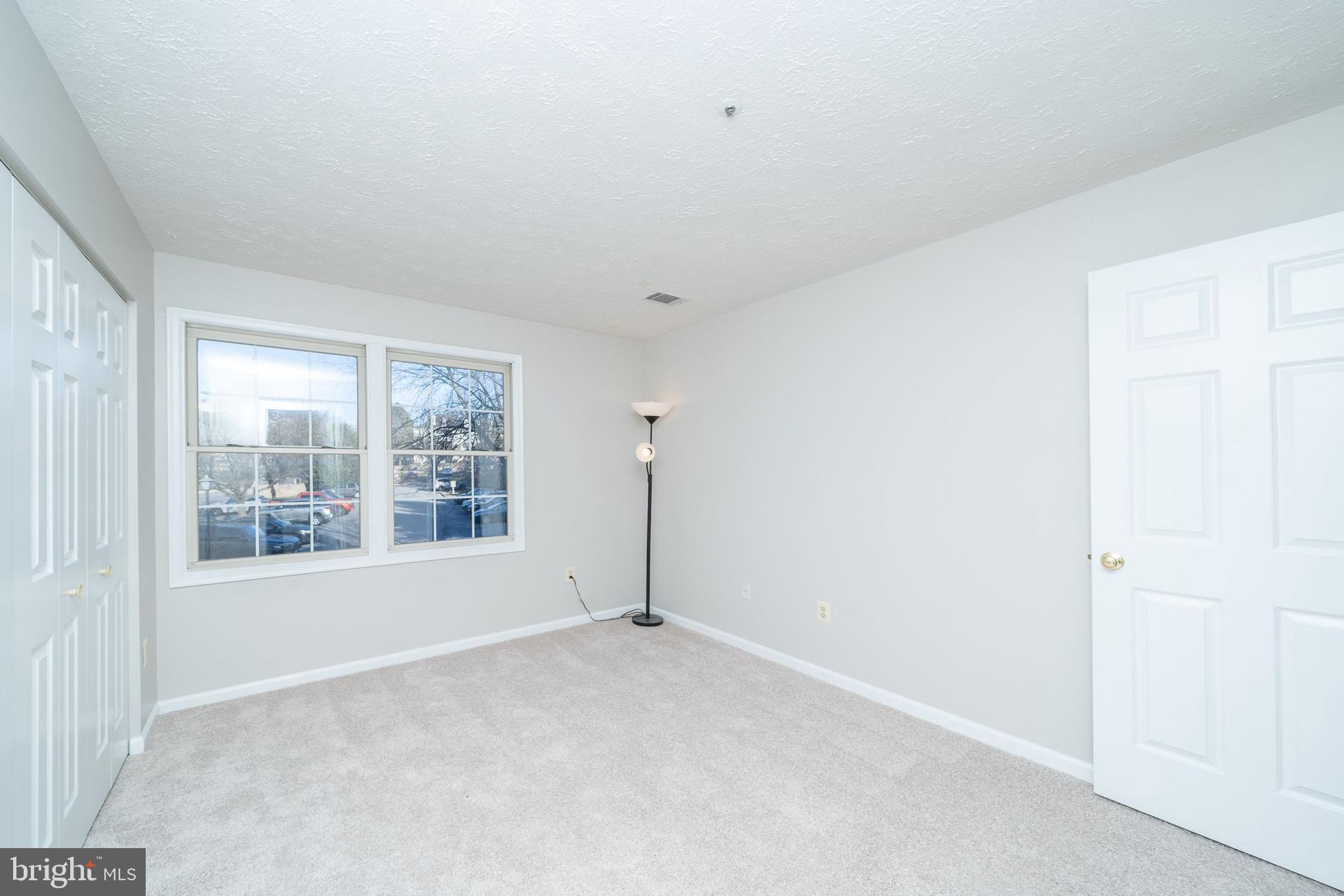 WATERS EDGE AT NORTH LAKE - Residential