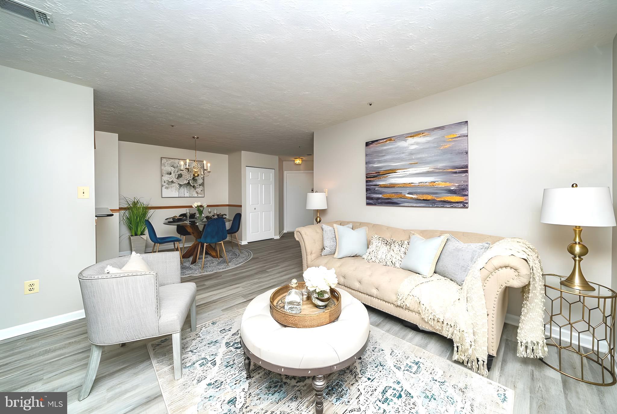 WATERS EDGE AT NORTH LAKE - Residential