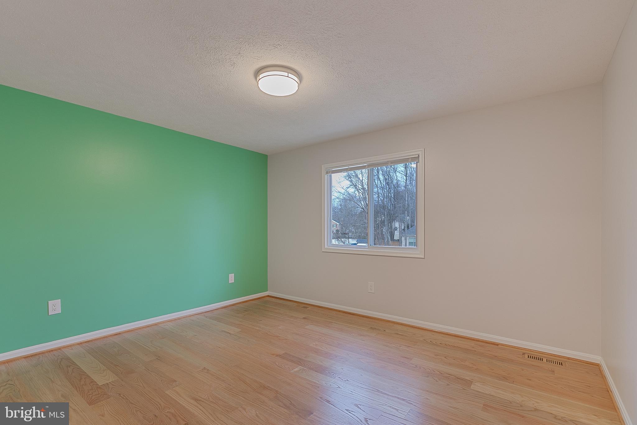 TANTALLON ON THE POTOMAC - Residential Lease