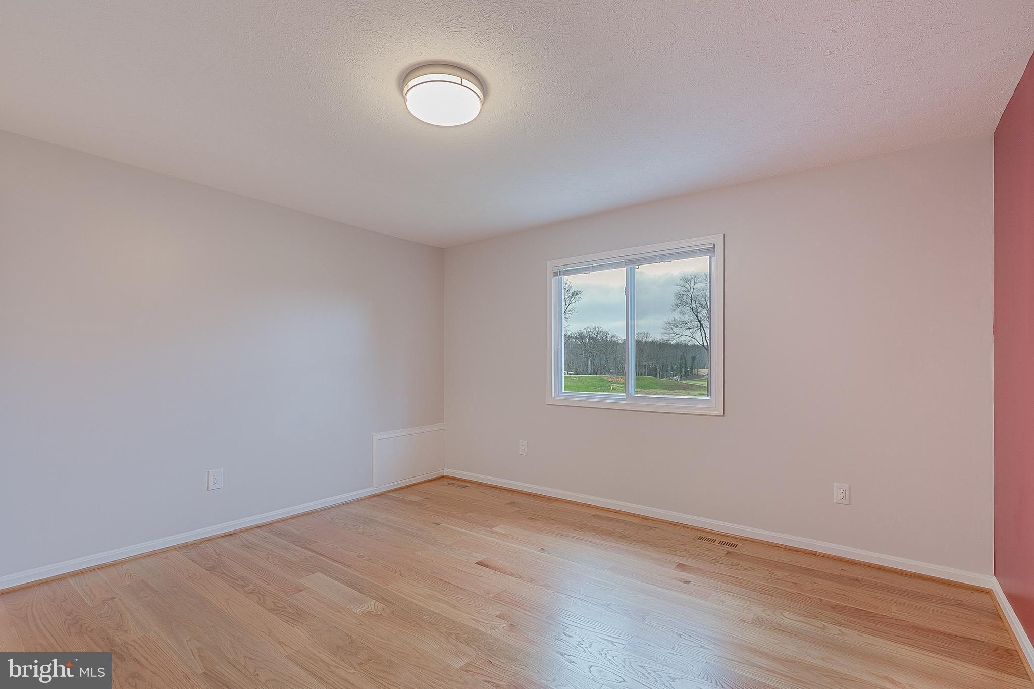 TANTALLON ON THE POTOMAC - Residential Lease