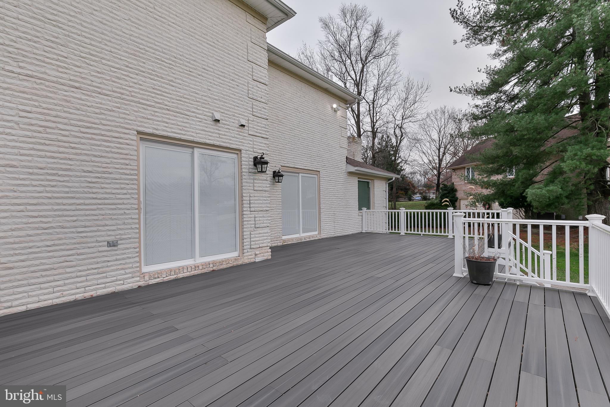 TANTALLON ON THE POTOMAC - Residential Lease