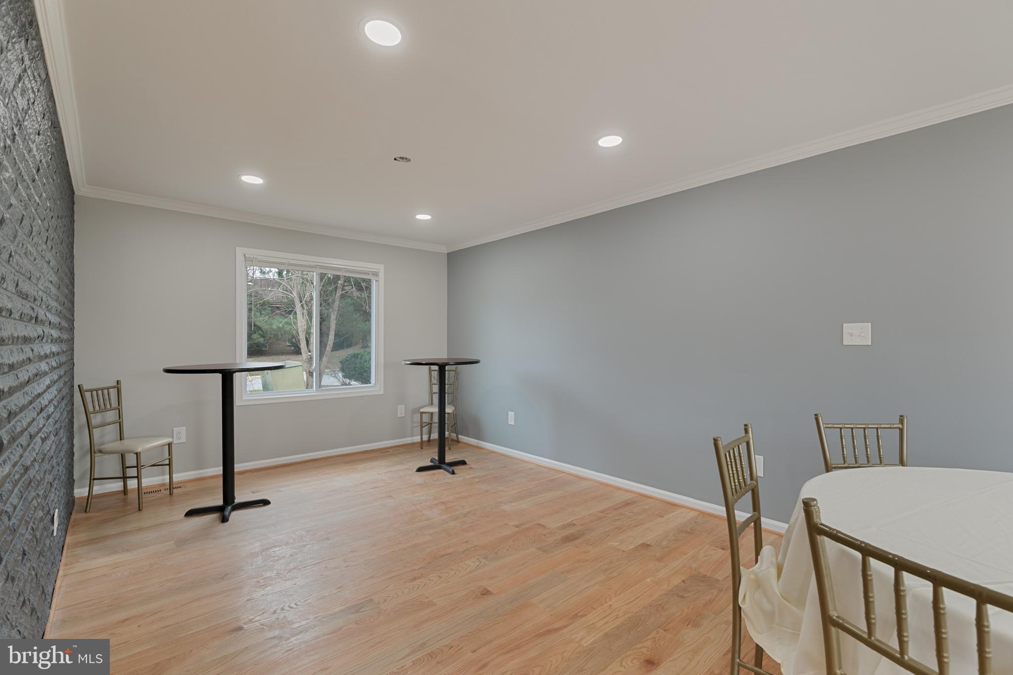 TANTALLON ON THE POTOMAC - Residential Lease