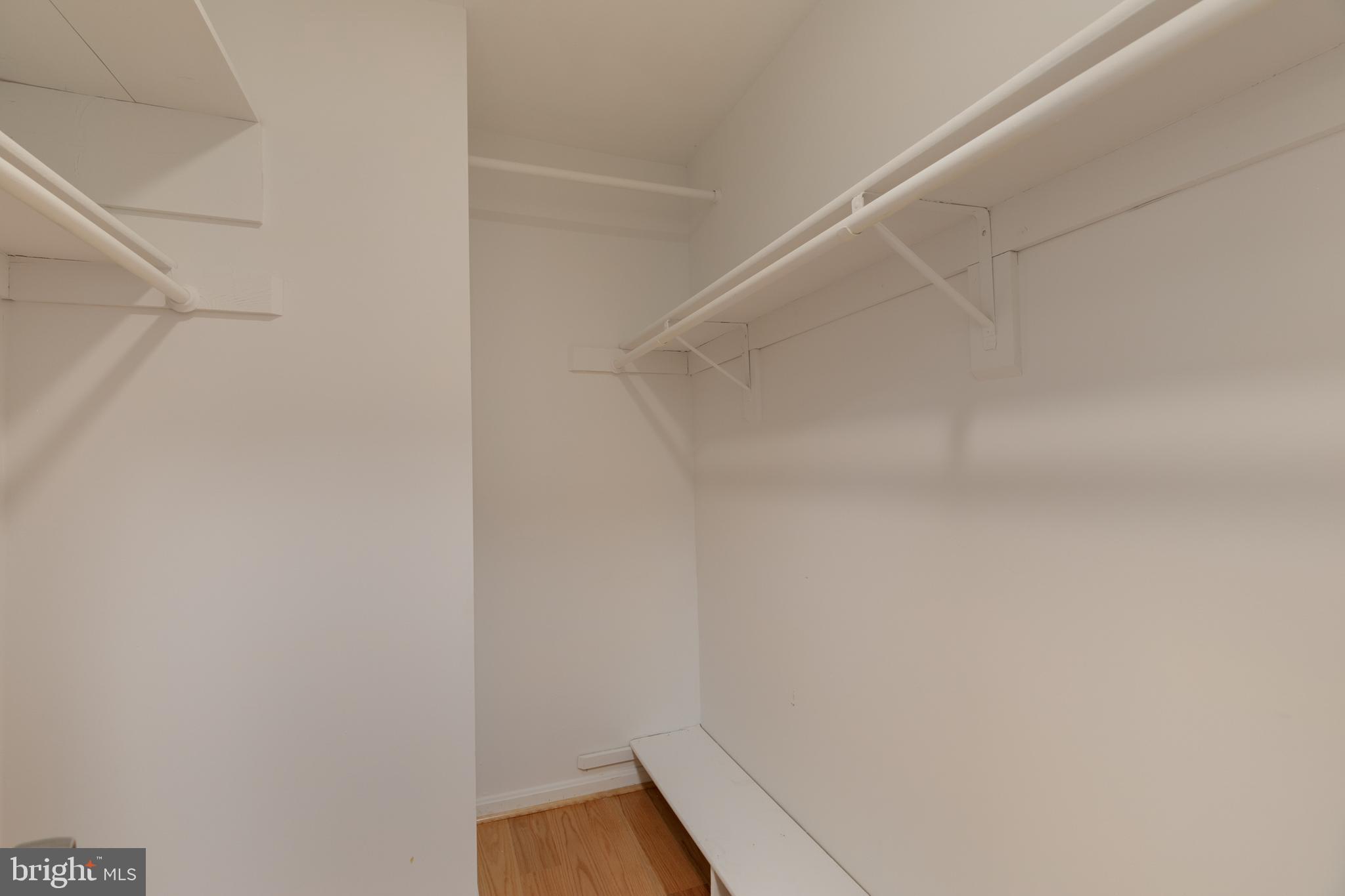 TANTALLON ON THE POTOMAC - Residential Lease