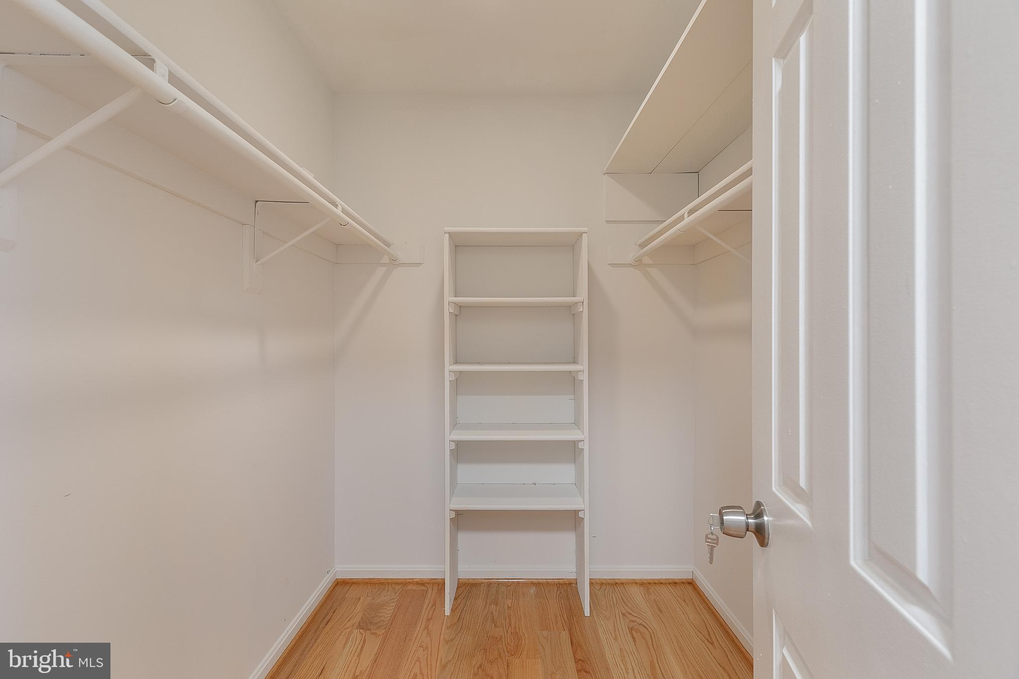 TANTALLON ON THE POTOMAC - Residential Lease