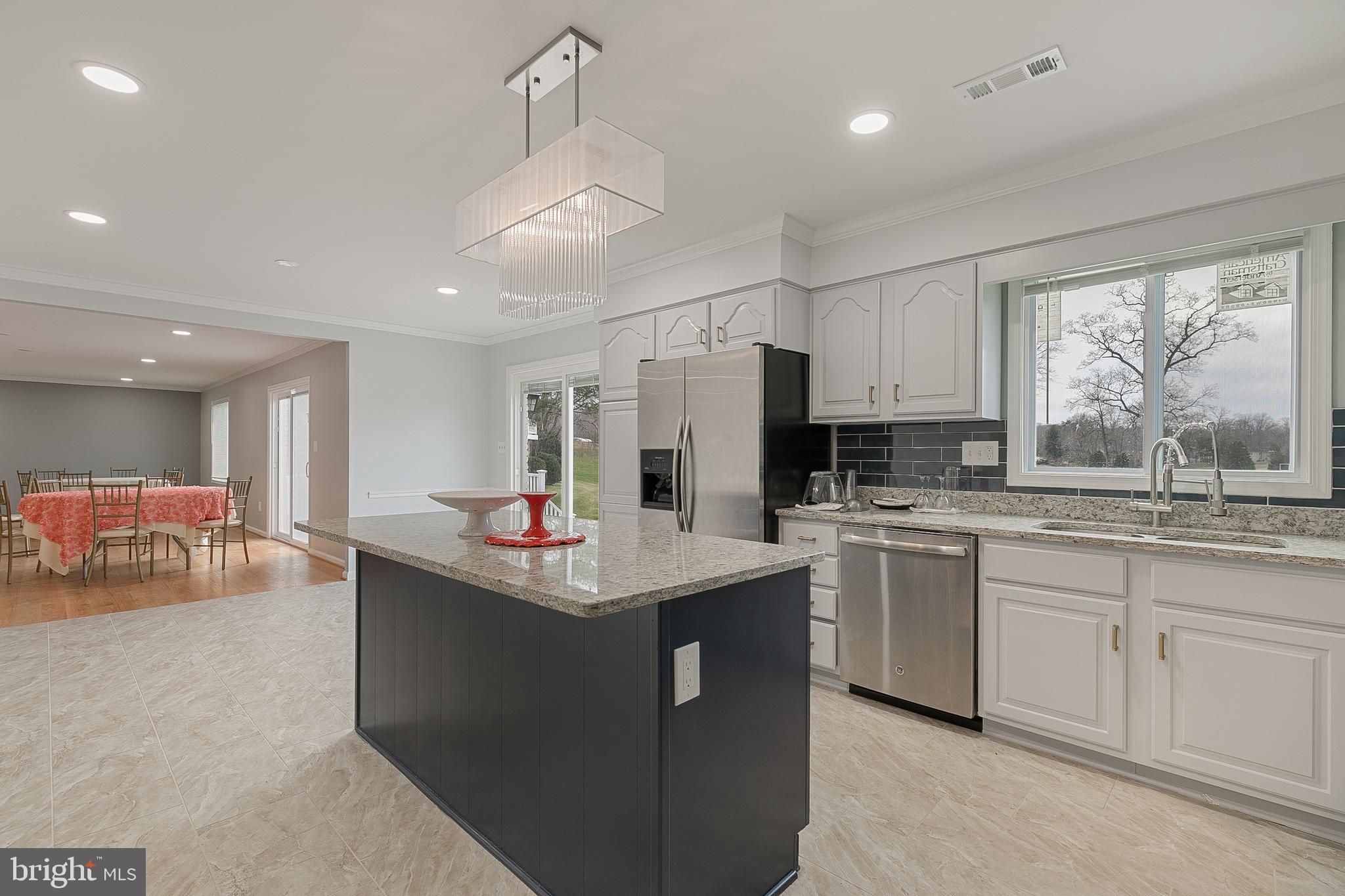 TANTALLON ON THE POTOMAC - Residential Lease