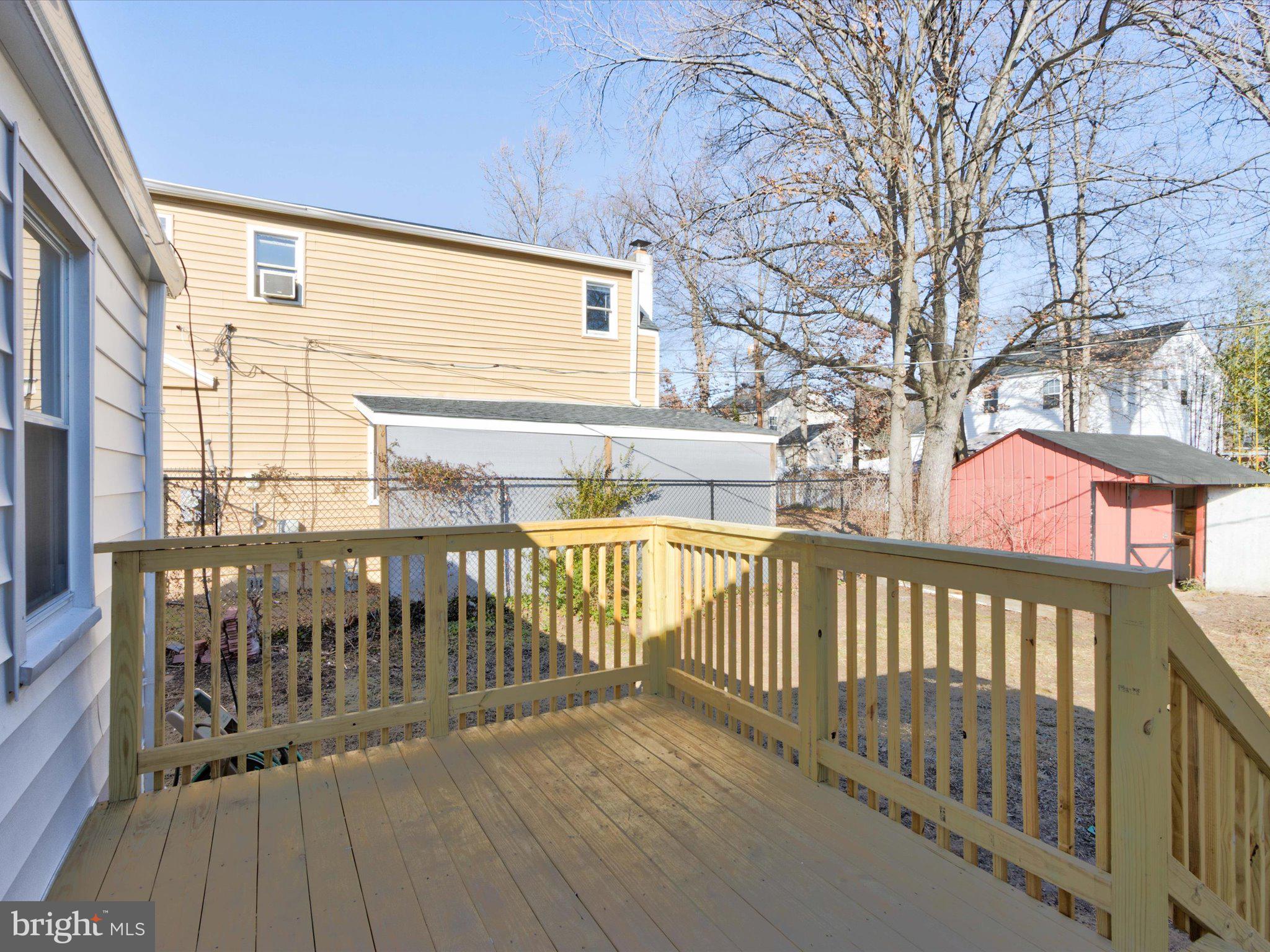 MUNROE GARDENS - Residential