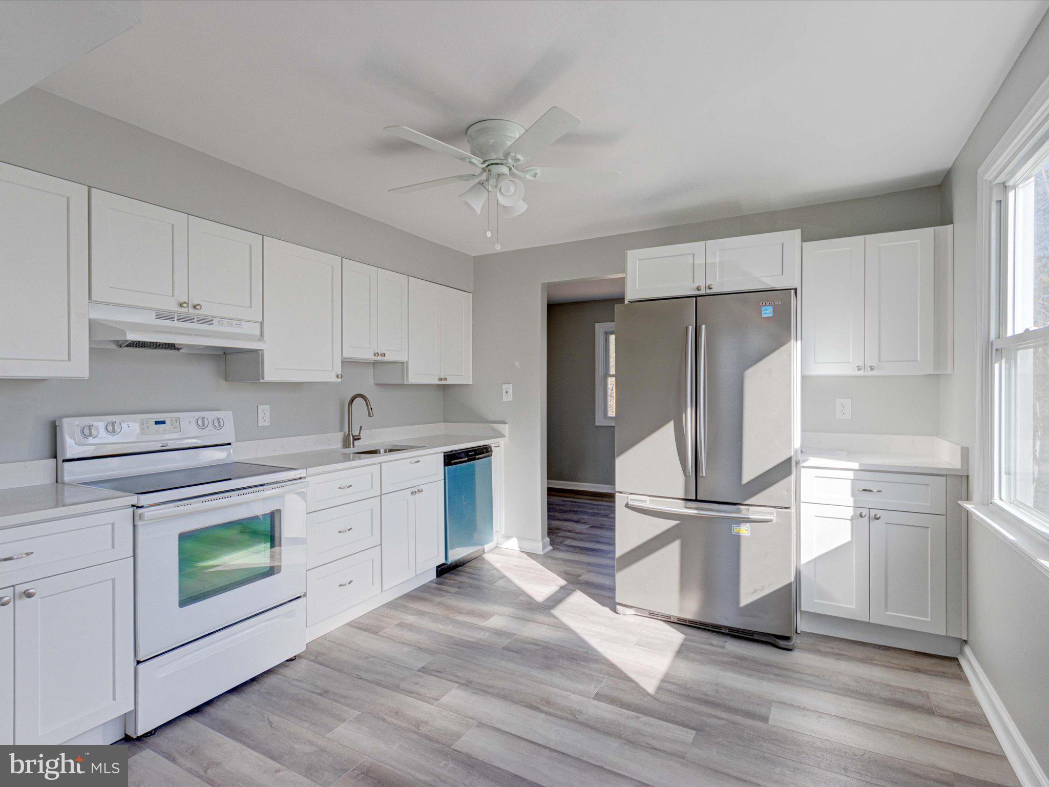 MUNROE GARDENS - Residential