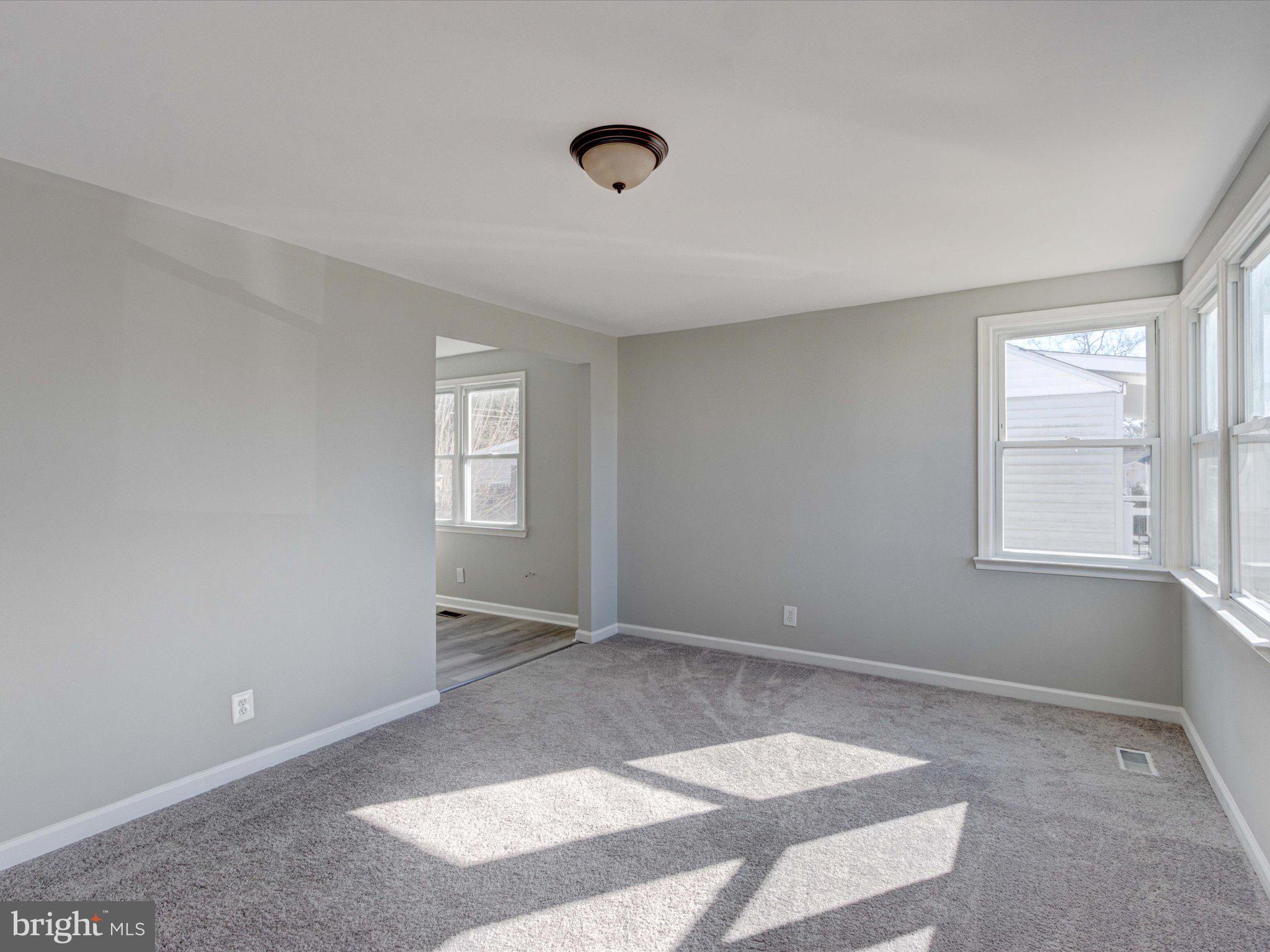 MUNROE GARDENS - Residential