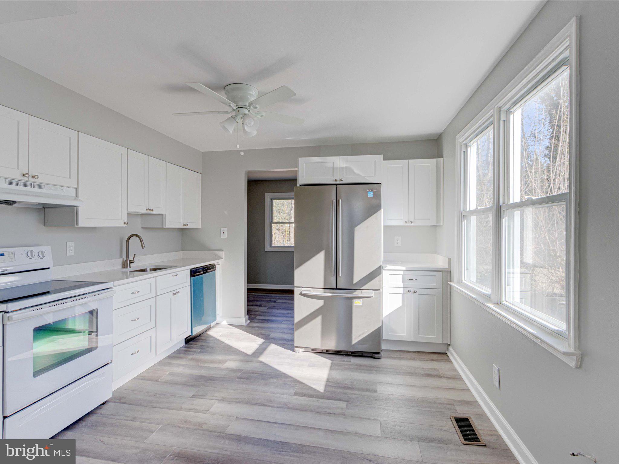 MUNROE GARDENS - Residential